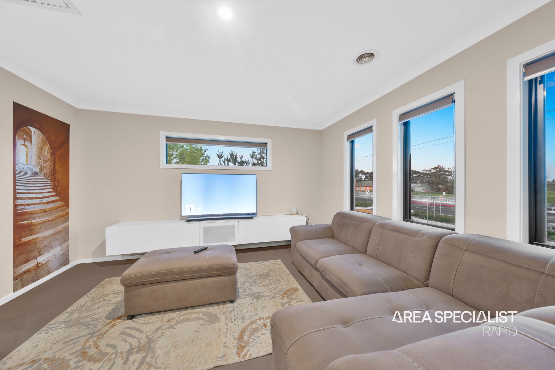 24 Alder Way, Cranbourne, Cranbourne - Thumbnail 4