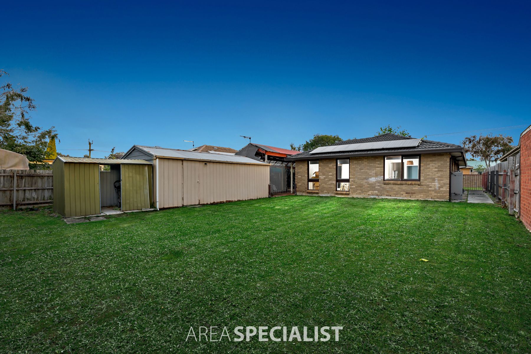 13 Cochrane Street, Cranbourne, VIC 3977, Cranbourne - Thumbnail 3