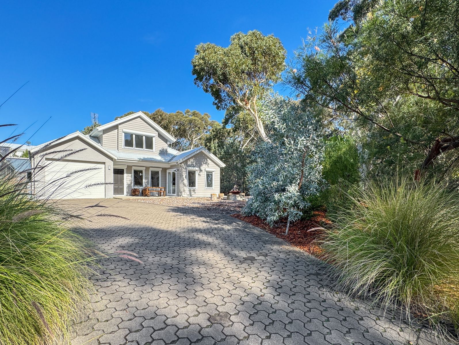 1 Caffery Circuit, Callala Beach, NSW 2540