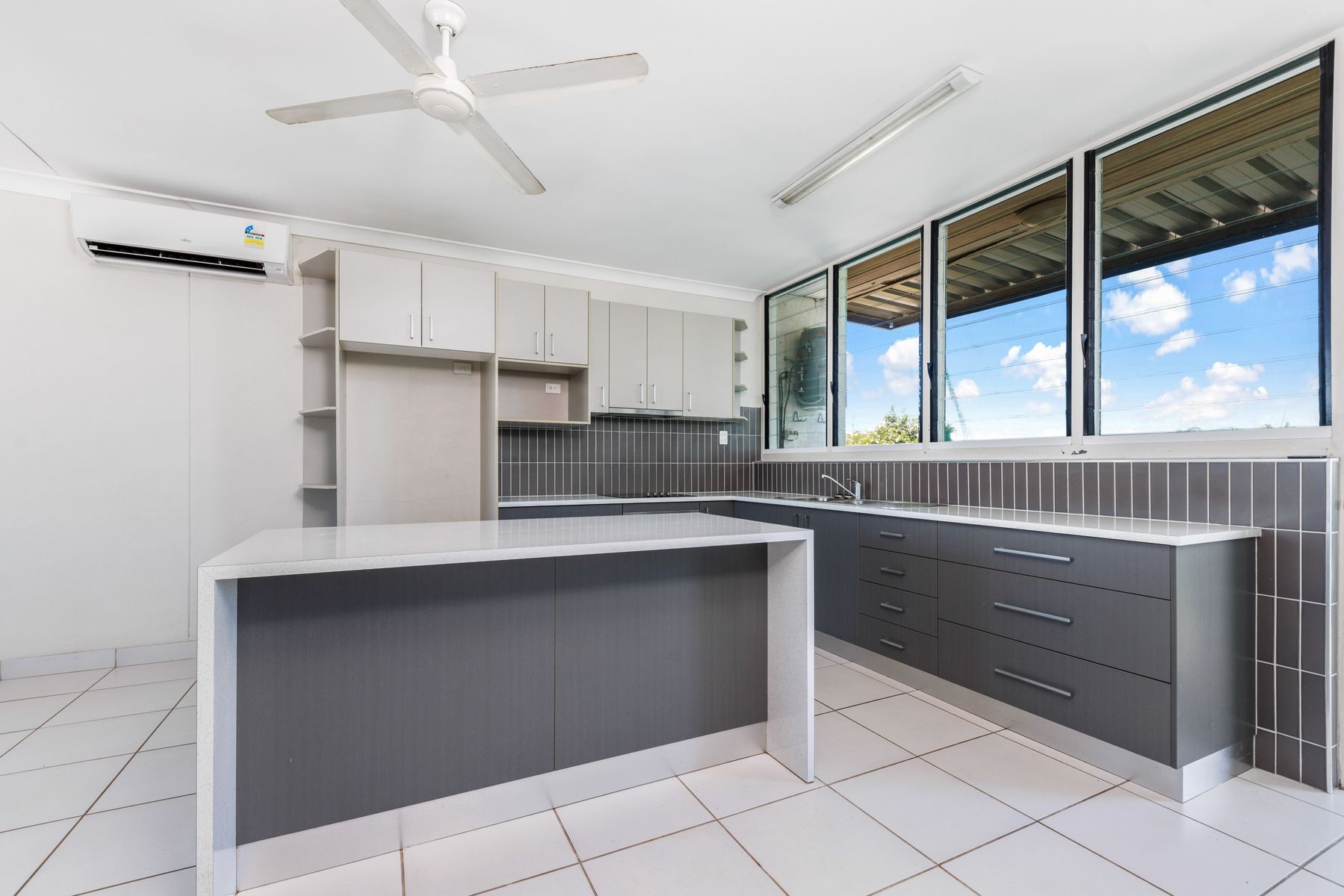 7/4 Voyager Street, Stuart Park NT 0820, Stuart Park - Thumbnail 3