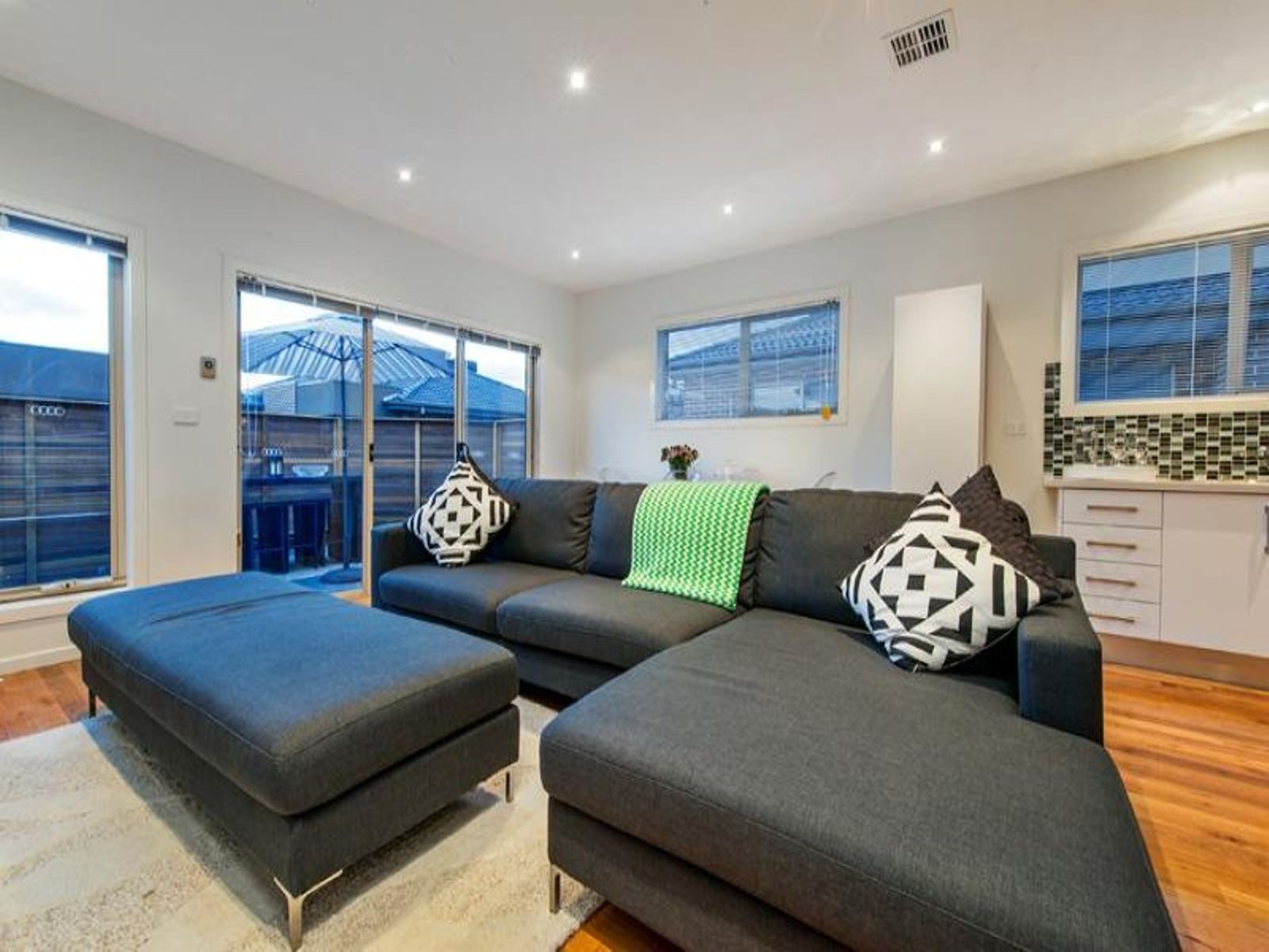 2/19-21 Amaranth Avenue, Altona North - Thumbnail 7