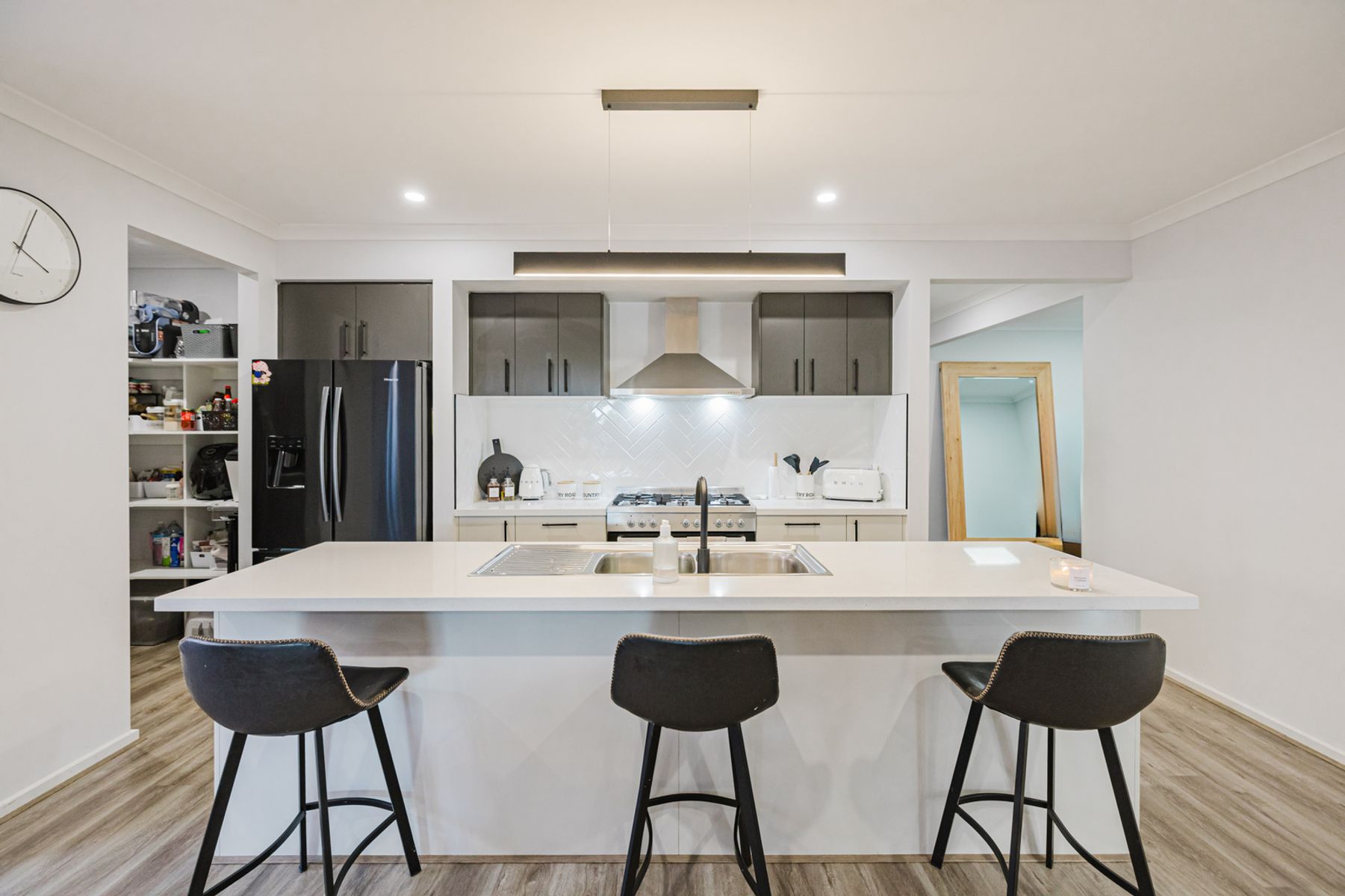 82 Oldbridge Boulevard, Weir Views VIC 3338, Weir Views - Thumbnail 6