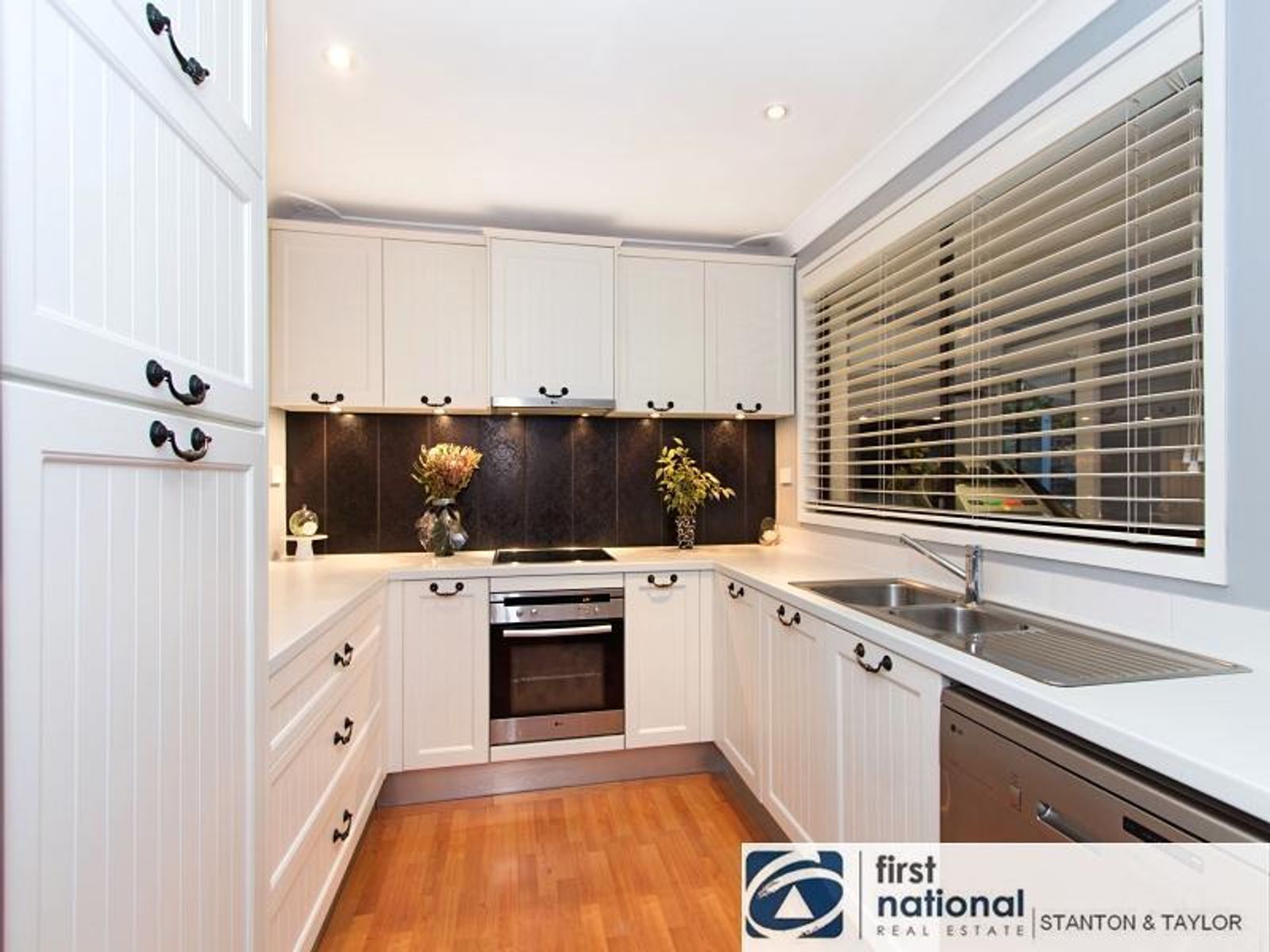 15 Kingsbury Place, Kingswood - Thumbnail 6