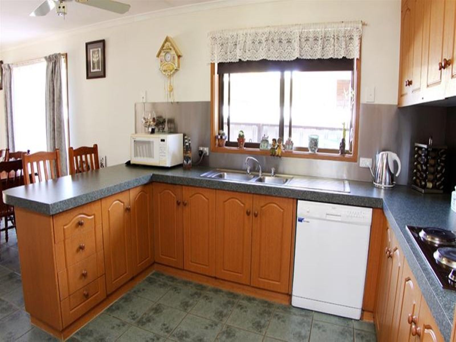 13 Homestead  Court, Mildura - Thumbnail 2