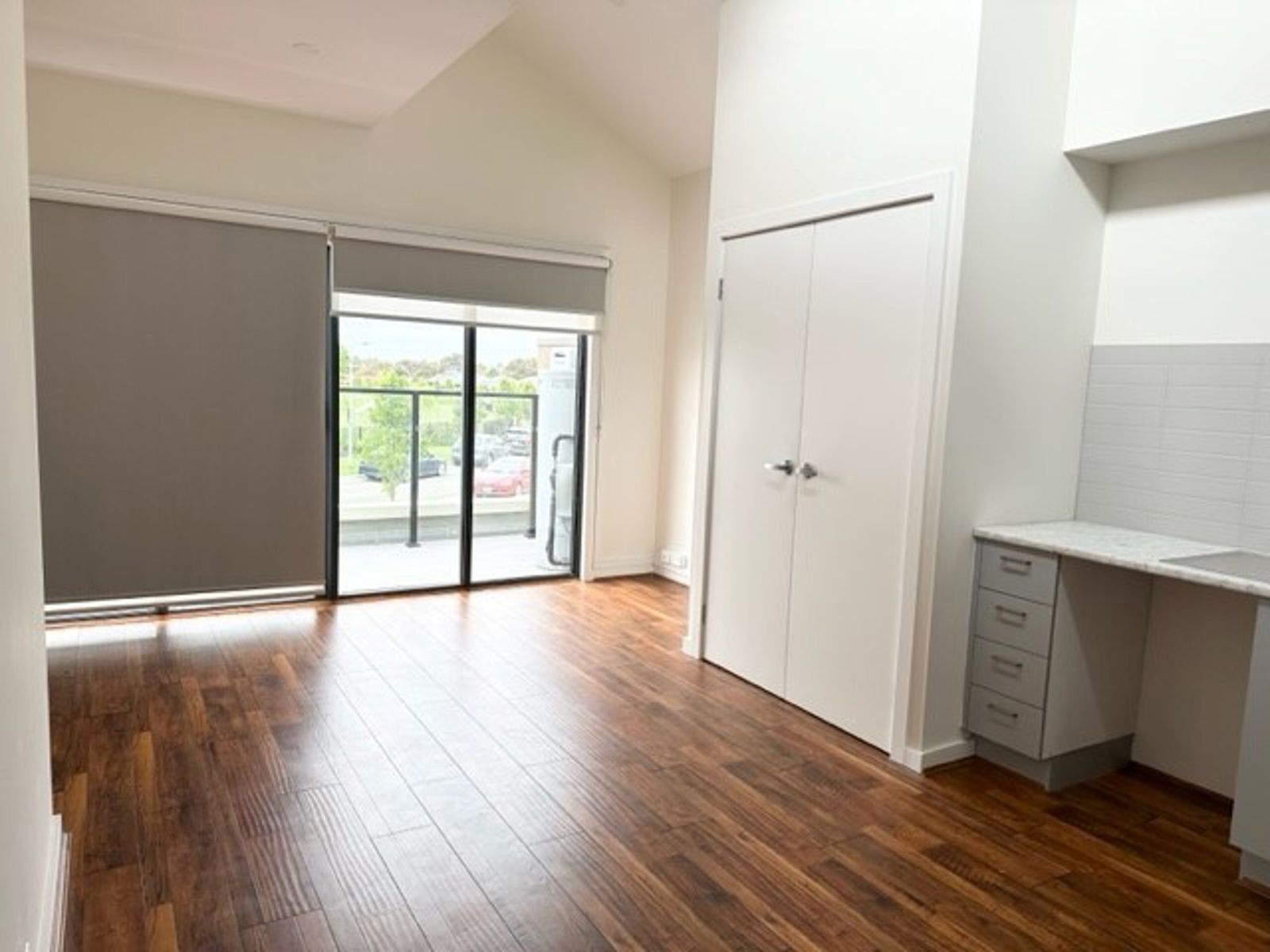29 Isparta Mews, Roxburgh Park VIC 3064, Roxburgh Park - Thumbnail 3