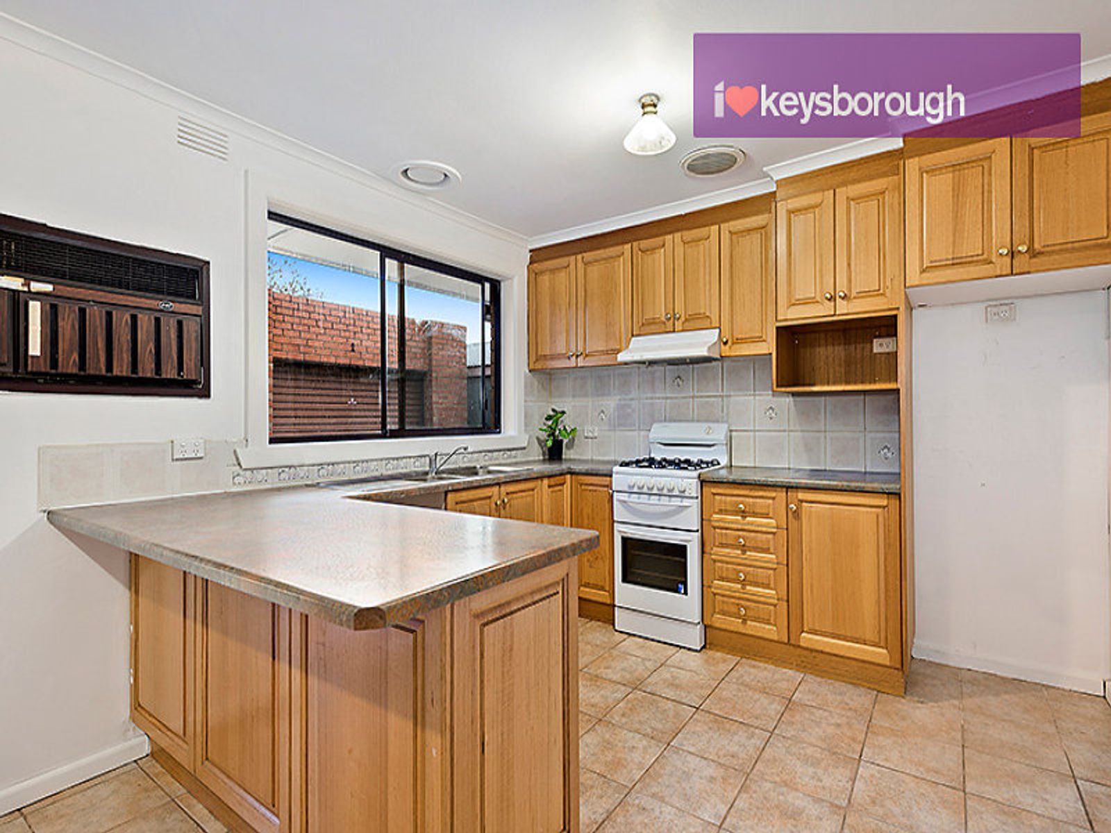 36 Glenthorne Drive, Keysborough, VIC 3173, Keysborough - Thumbnail 2