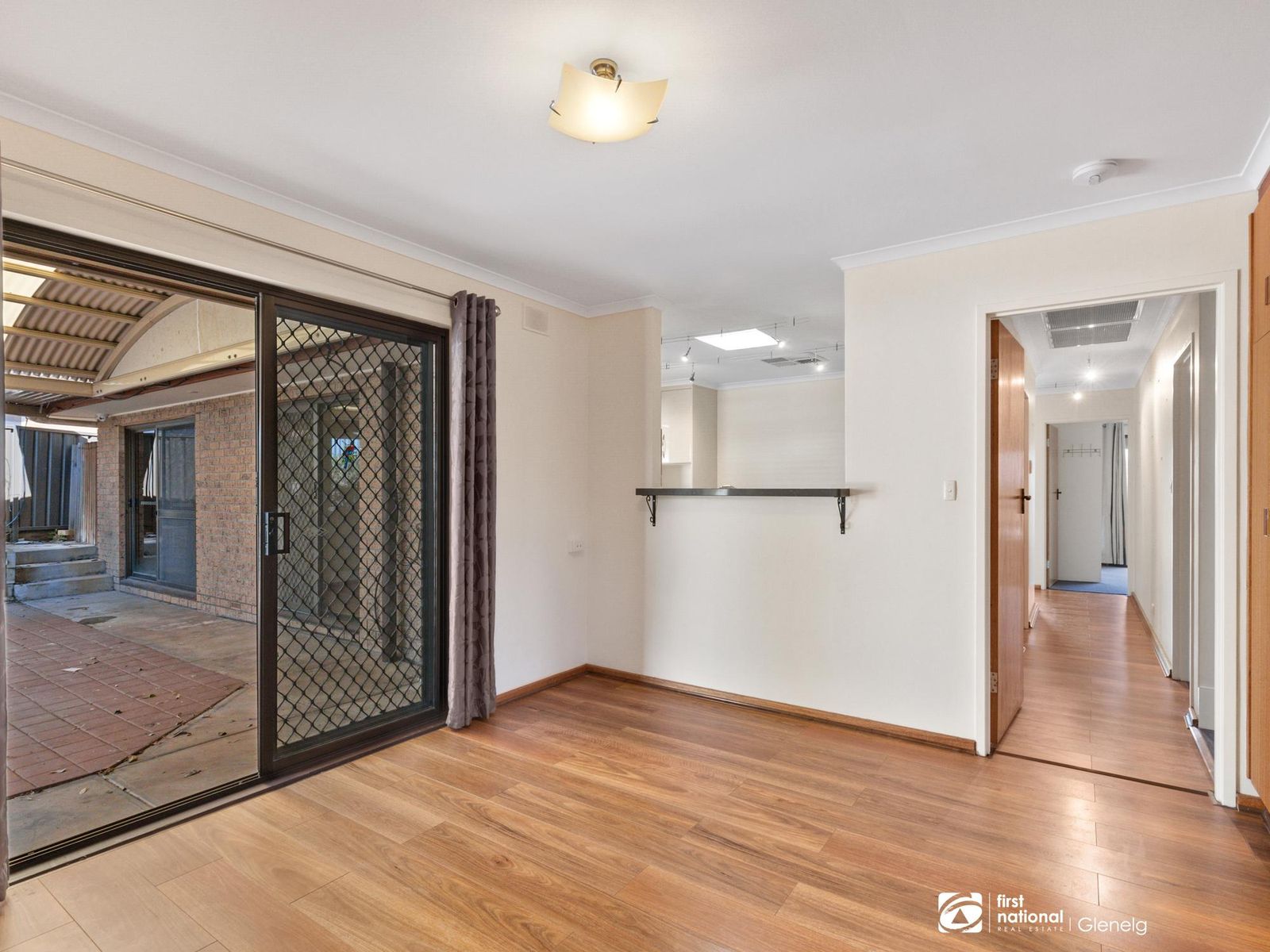 10 Torrens Street, Happy Valley SA 5159, Happy Valley - Thumbnail 5