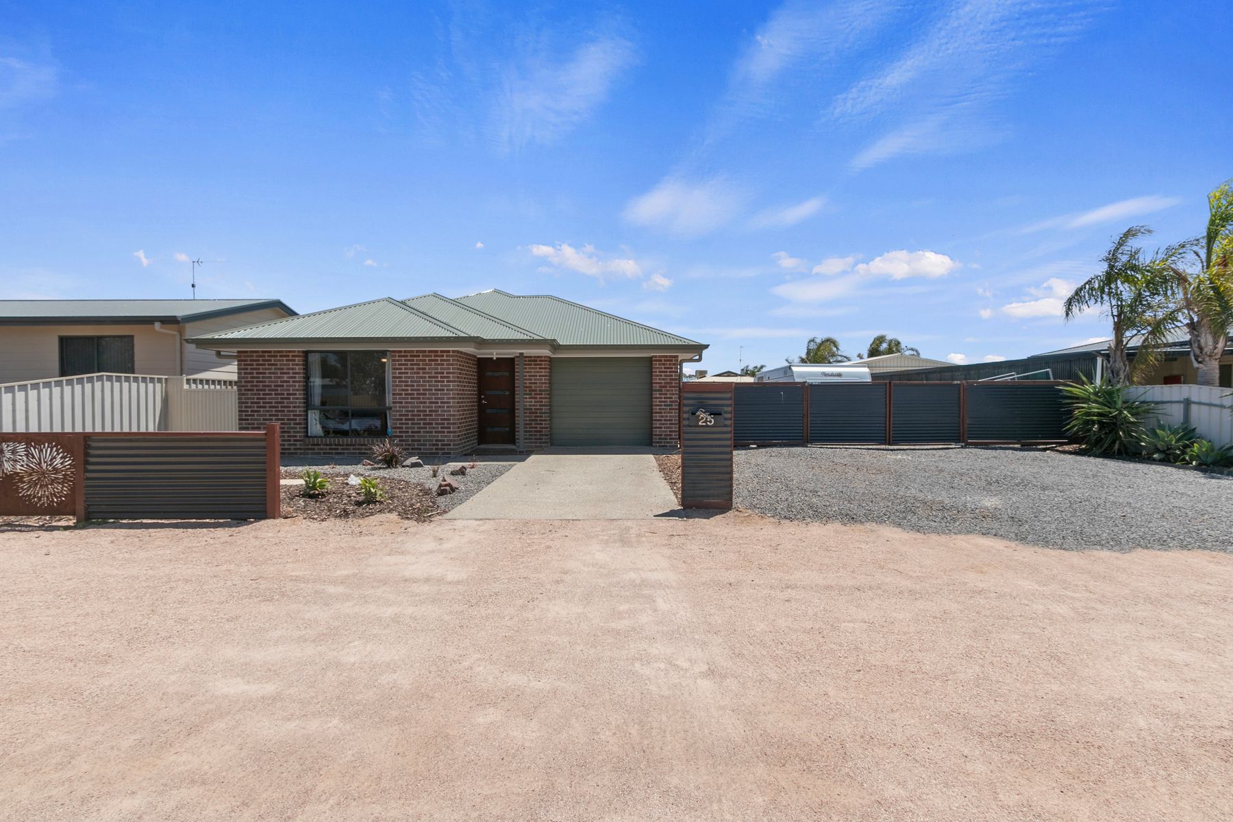 25 Evans Rd North, Wallaroo SA 5556