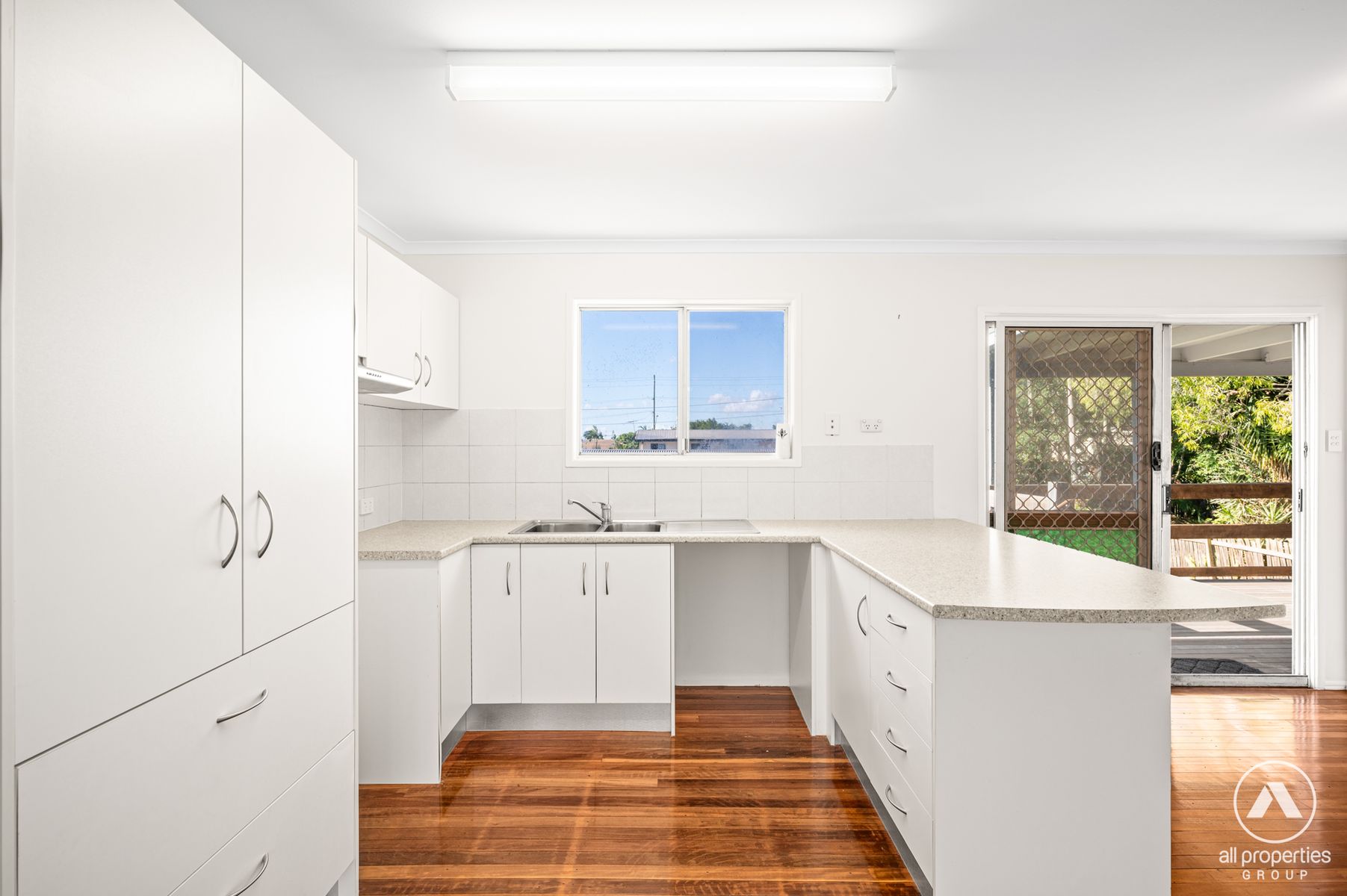 14 Coachwood Street, Crestmead QLD 4132, Crestmead - Thumbnail 2