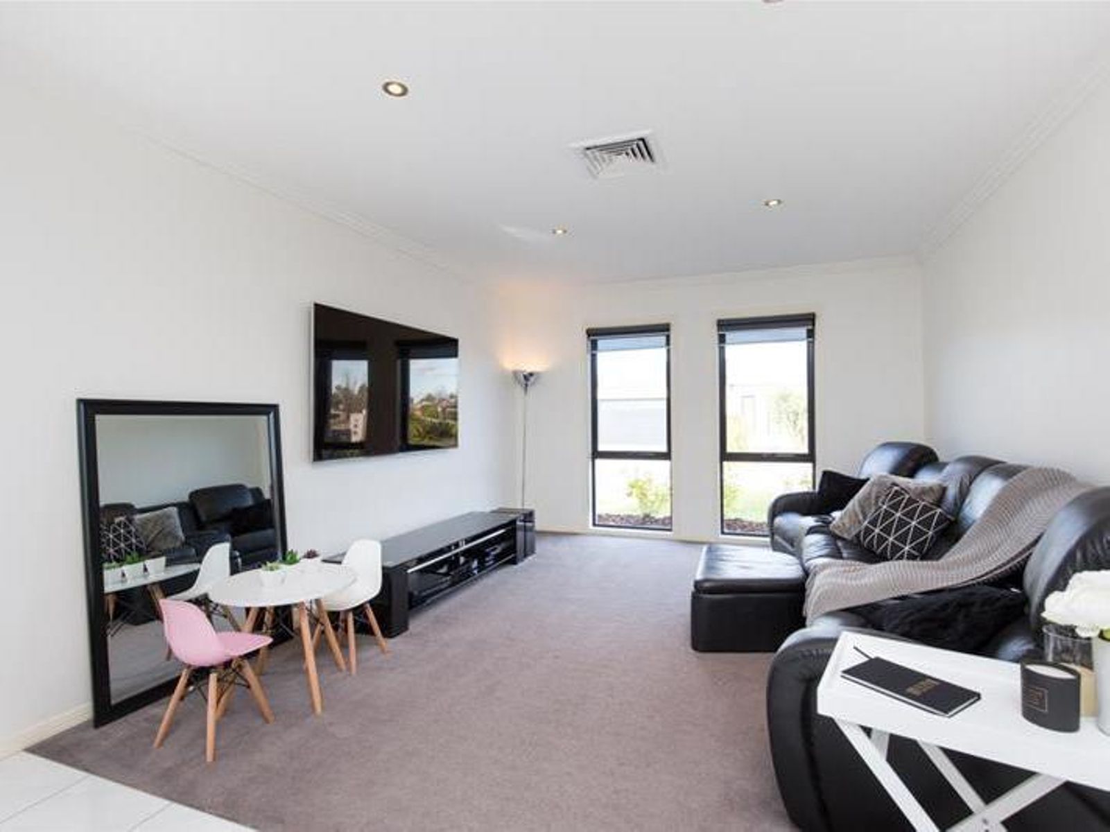 1/5 John Monash Boulevard, Mildura - Thumbnail 2