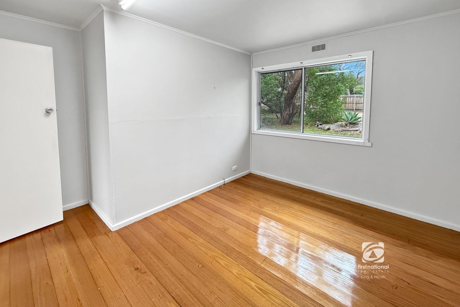 545 Lake Tyers Beach Road, Lake Tyers Beach VIC 3909, Lake Tyers Beach - Thumbnail 4