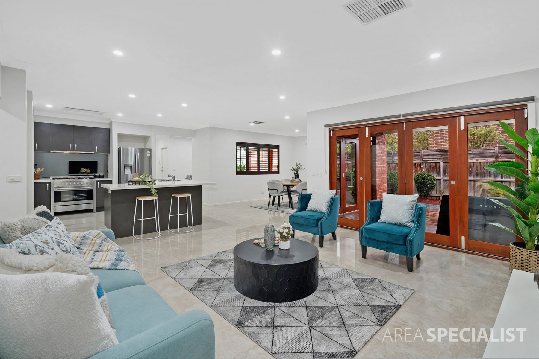 10 Freshwater Boulevard, Lyndhurst, VIC 3975, Lyndhurst - Thumbnail 7