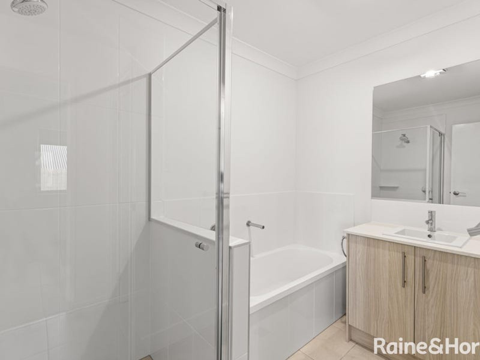 16 Vanessa Crescent, Cotswold Hills QLD 4350, Cotswold Hills - Thumbnail 7