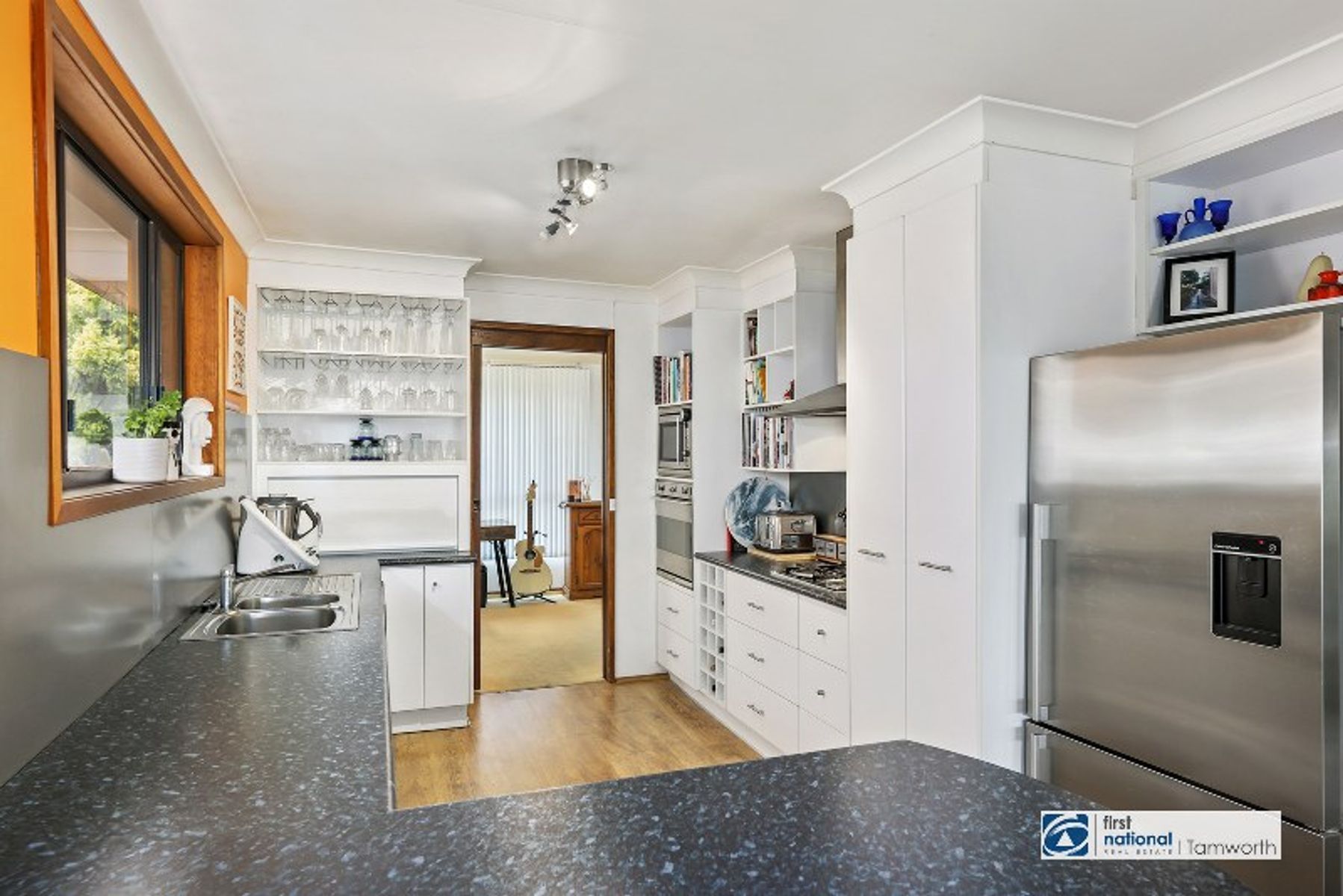 19 Woodburn Way, Tamworth NSW 2340, Tamworth - Thumbnail 4