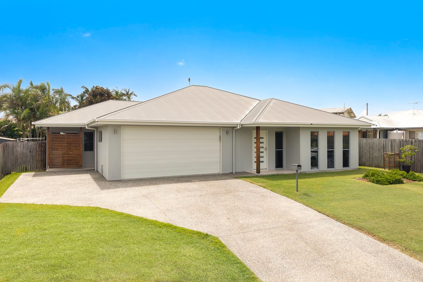 2A Holly Road, Victoria Point QLD 4165, Victoria Point - Thumbnail 2