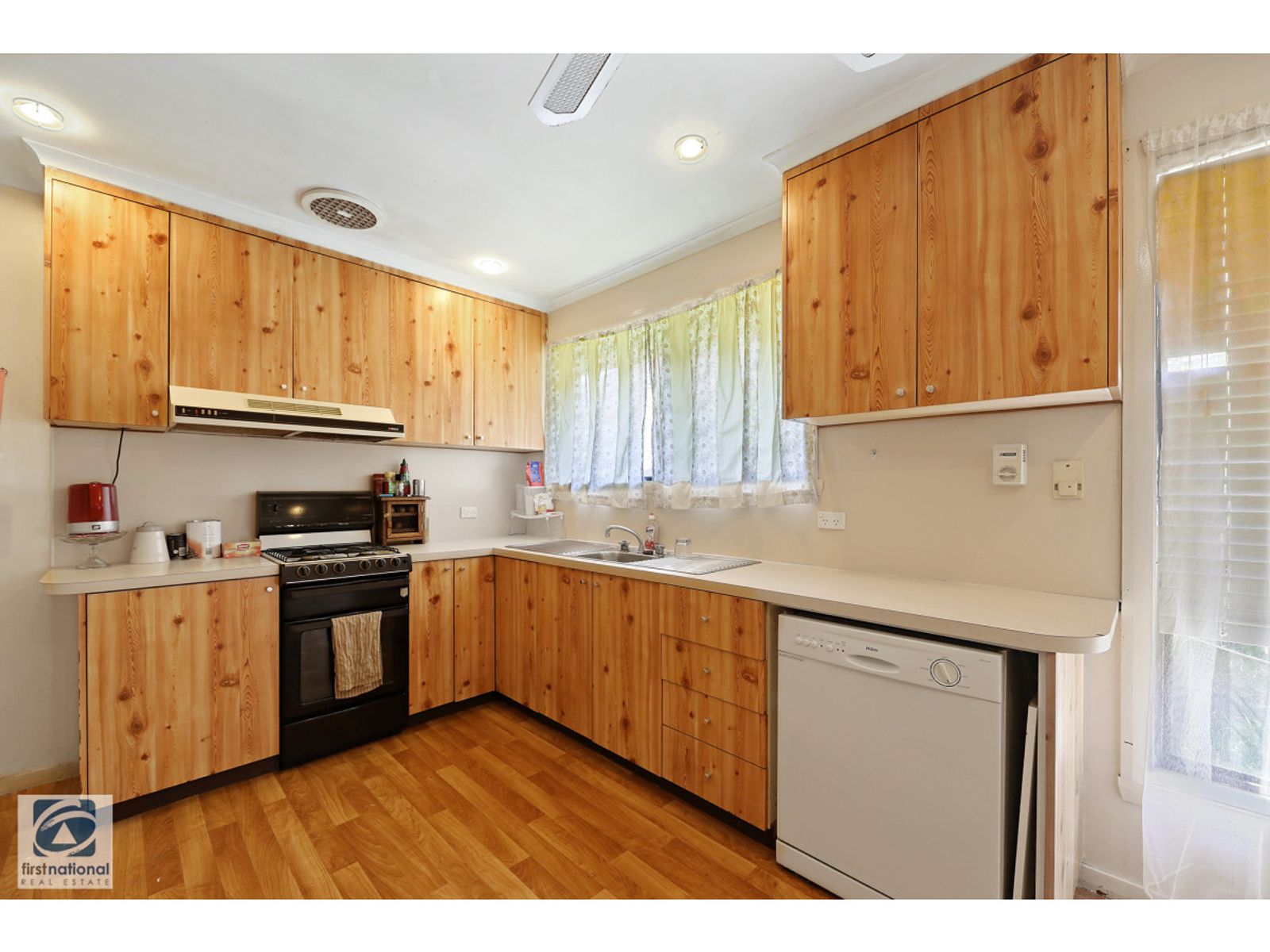 24 Charles Street, Warragul, VIC 3820, Warragul - Thumbnail 5