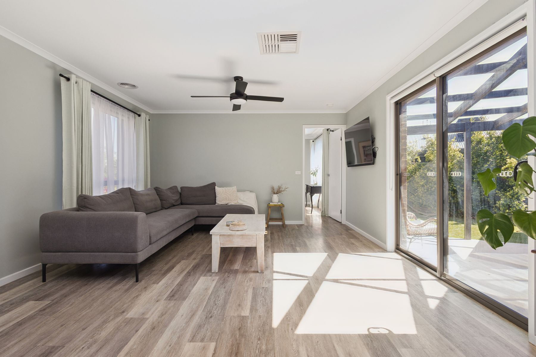 7 Manallack Street, Golden Square VIC 3555, Golden Square - Thumbnail 2