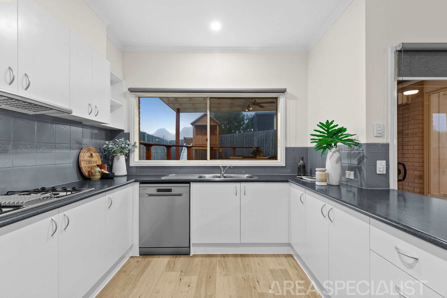5 Kialla Place, Langwarrin, Langwarrin - Thumbnail 5