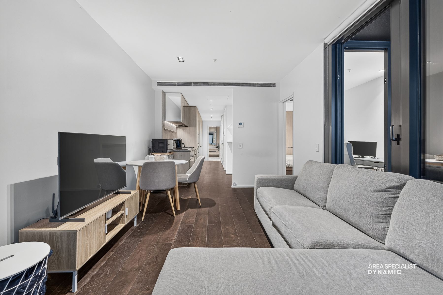 114/20 Queens Road, Melbourne, Melbourne - Thumbnail 5