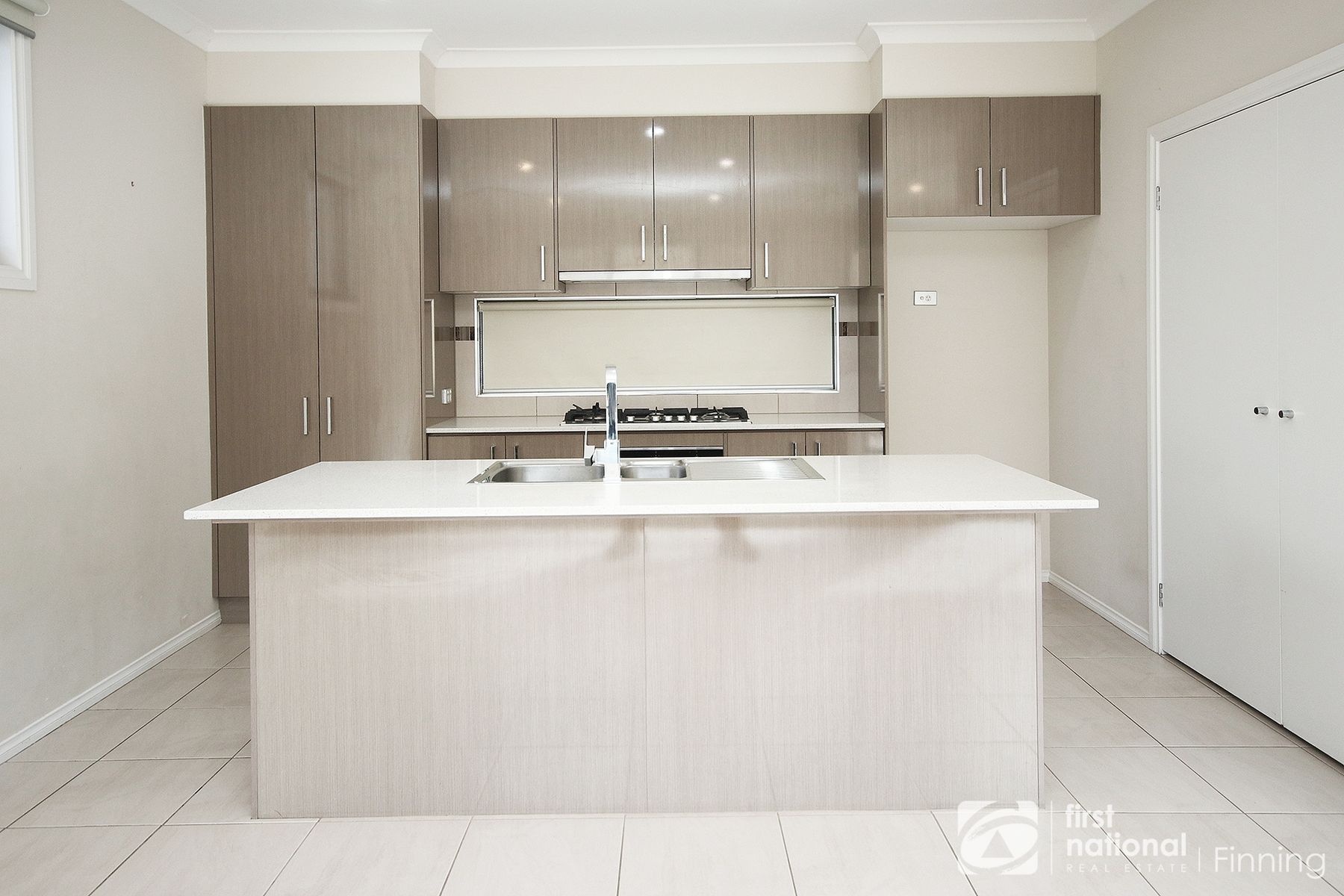 1/63 Circle Drive, Cranbourne VIC 3977, Cranbourne - Thumbnail 3