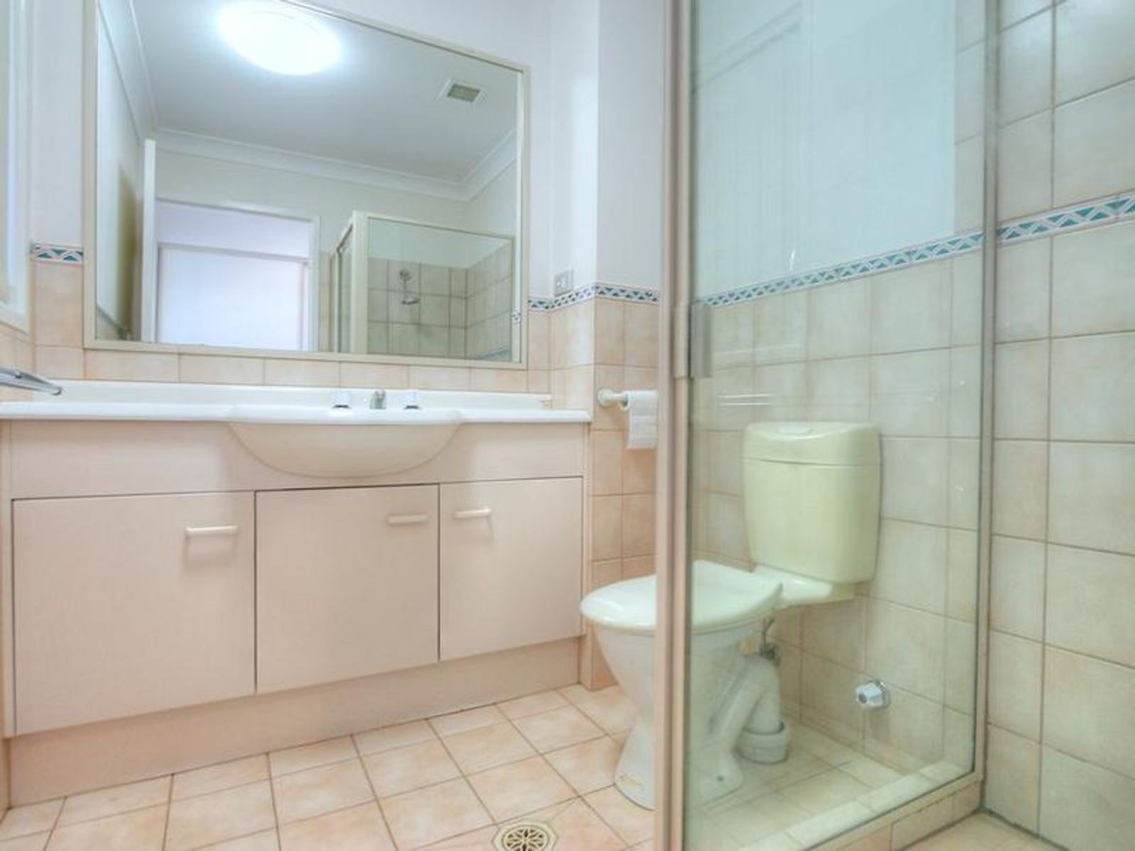 11/9 Stanhill Drive, Chevron Island QLD 4217, Chevron Island - Thumbnail 6