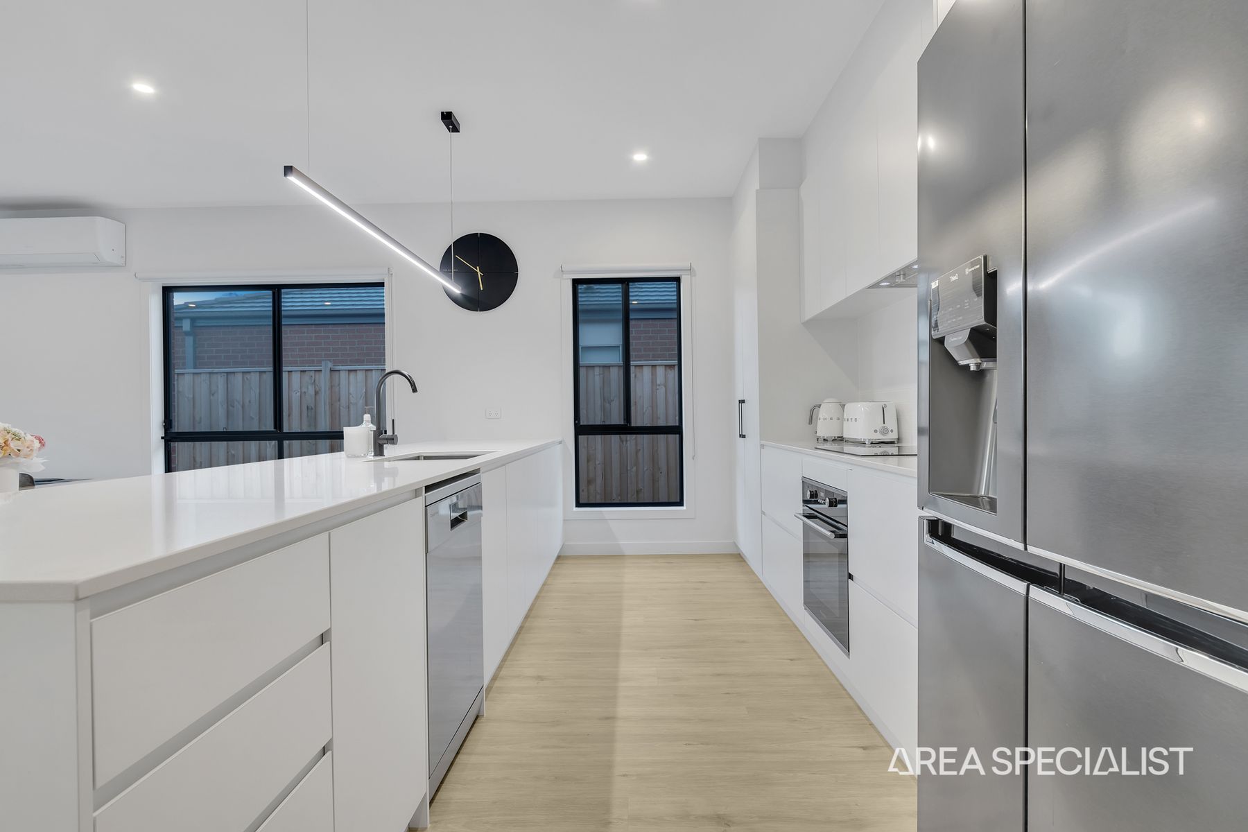 16 Kettlewell Drive, Lara, VIC 3212, Lara - Thumbnail 4