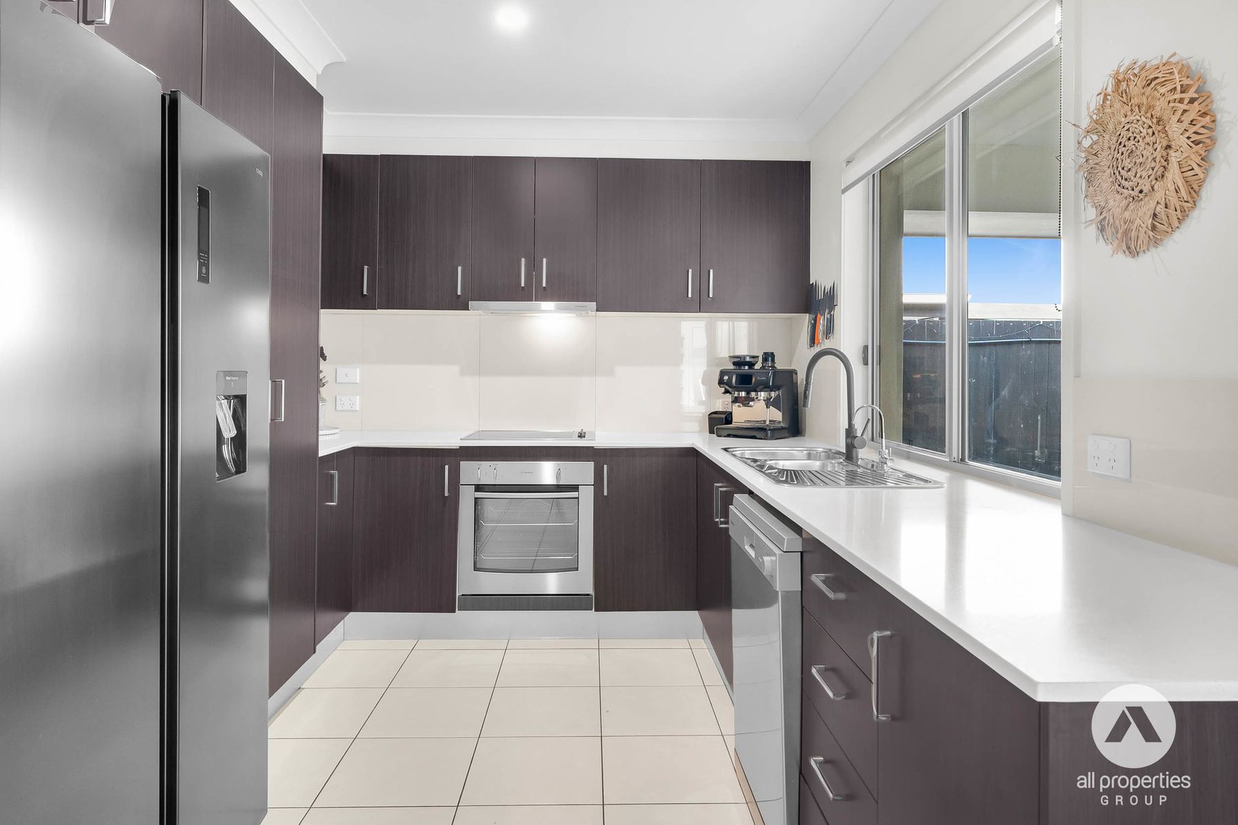 11 Treetops Street, Yarrabilba QLD 4207, Yarrabilba - Thumbnail 4