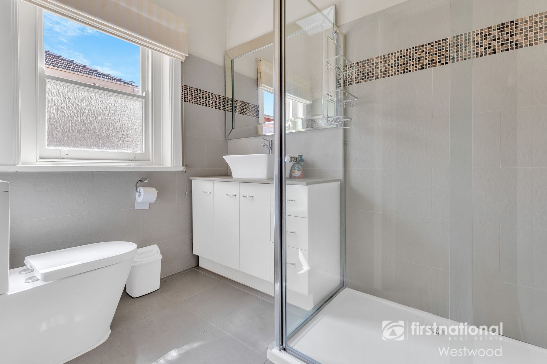 6 College Road, Werribee VIC 3030, Werribee - Thumbnail 6