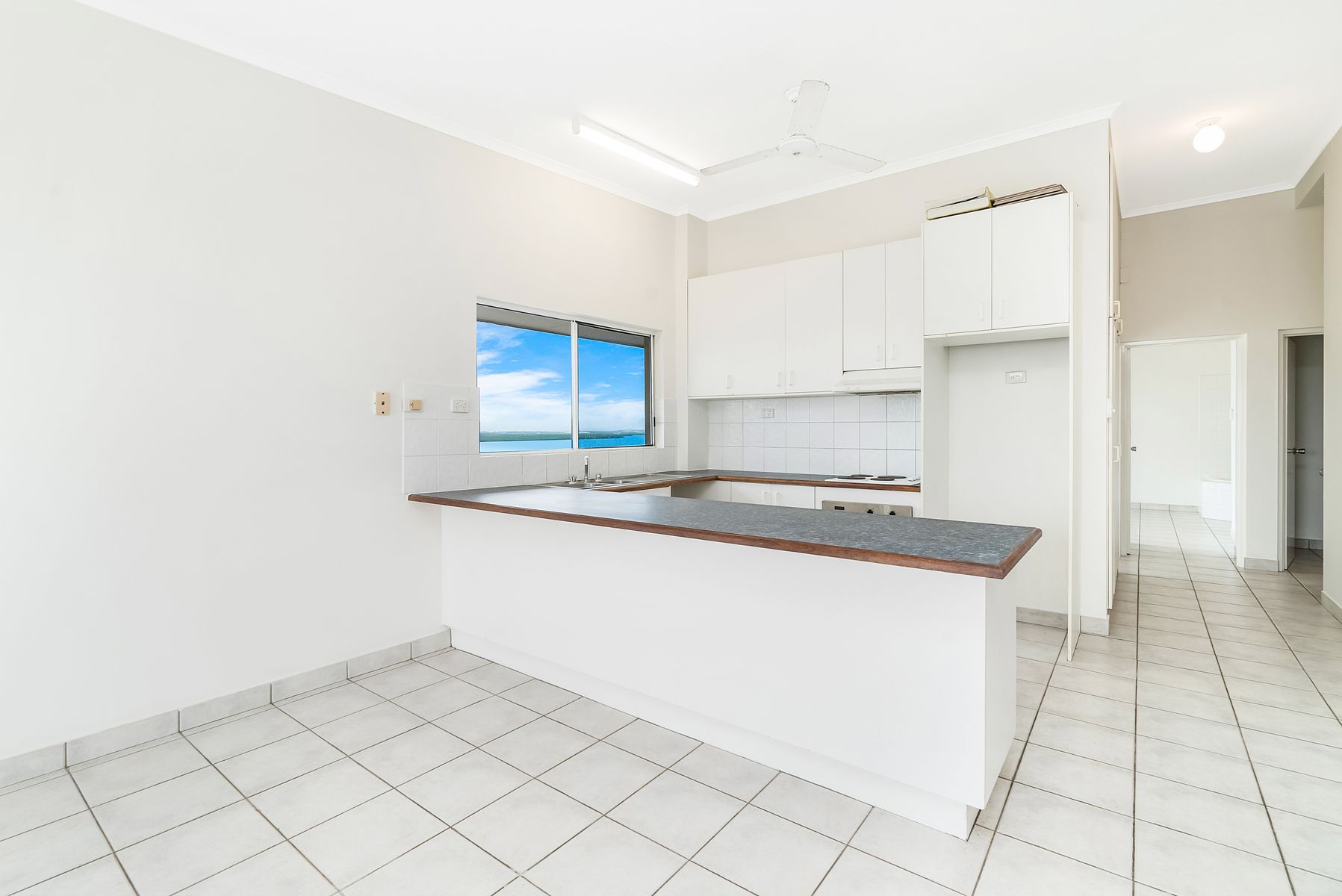 148/21-23 Cavenagh Street, Darwin City NT 0800, Darwin City - Thumbnail 4
