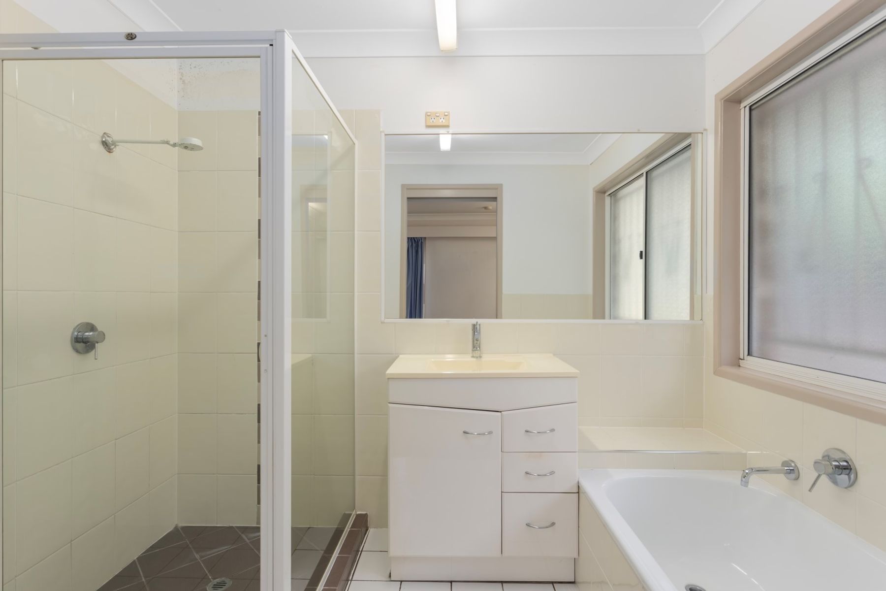 4 Portley Street, Bundamba QLD 4304, Bundamba - Thumbnail 7