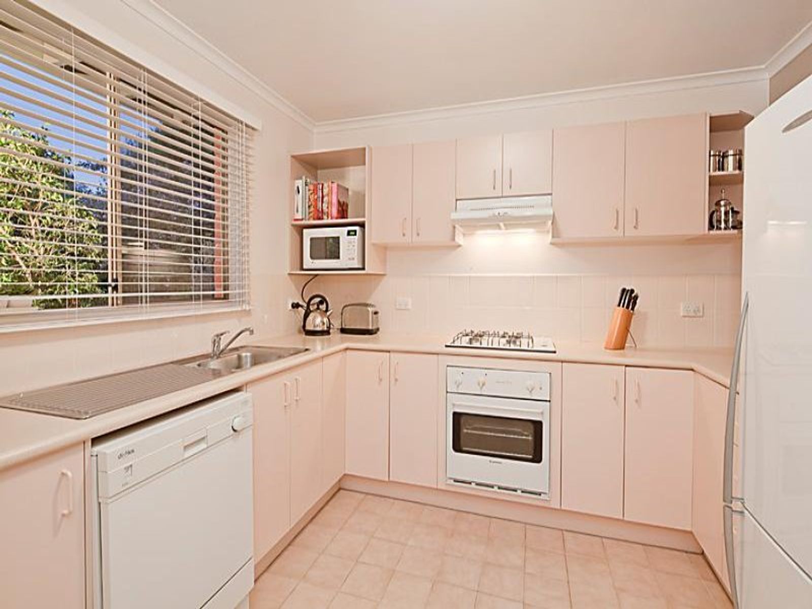 14 Graham Street, Kensington - Thumbnail 6