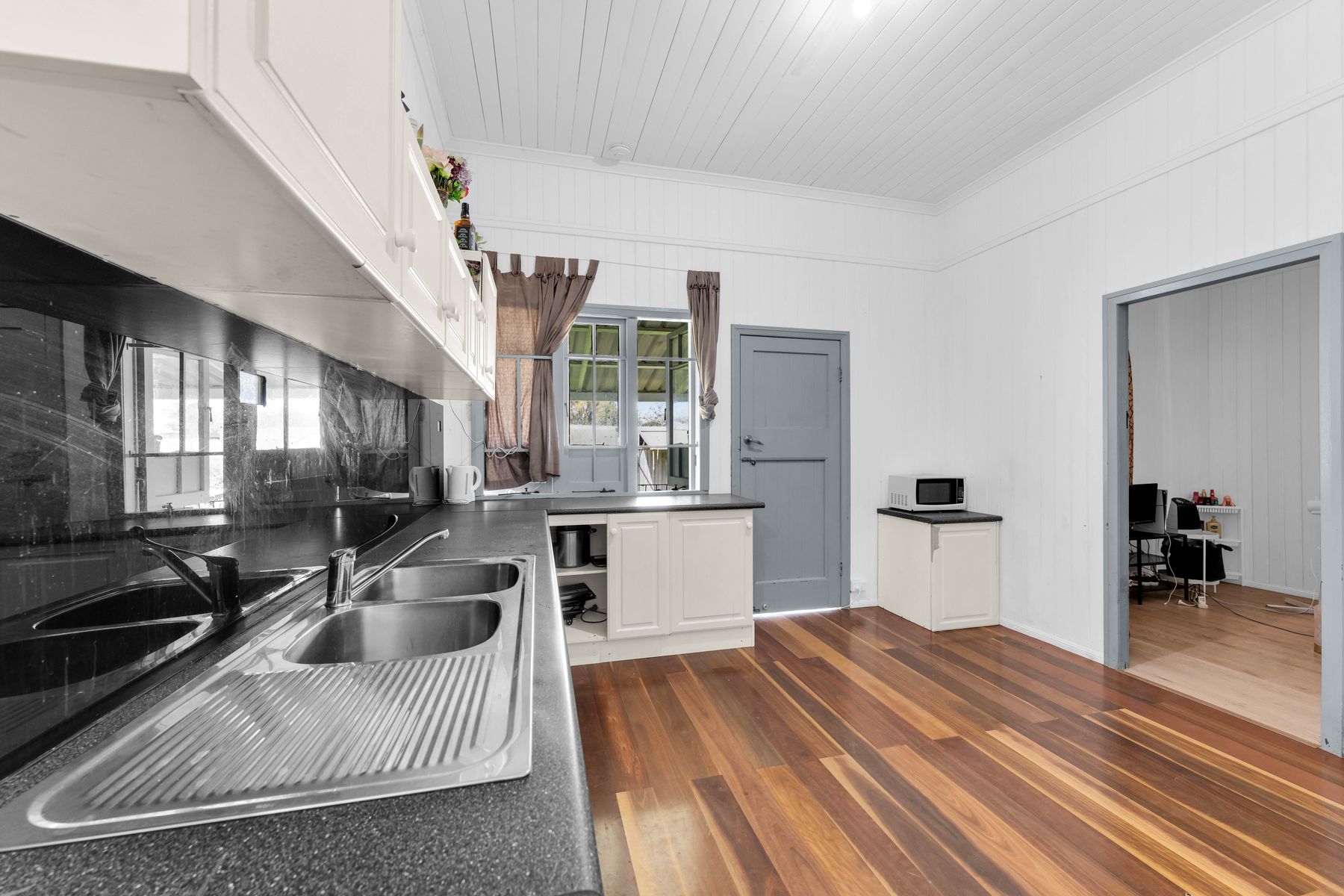 260 Chambers Flat Road, Logan Reserve QLD 4133, Logan Reserve - Thumbnail 5