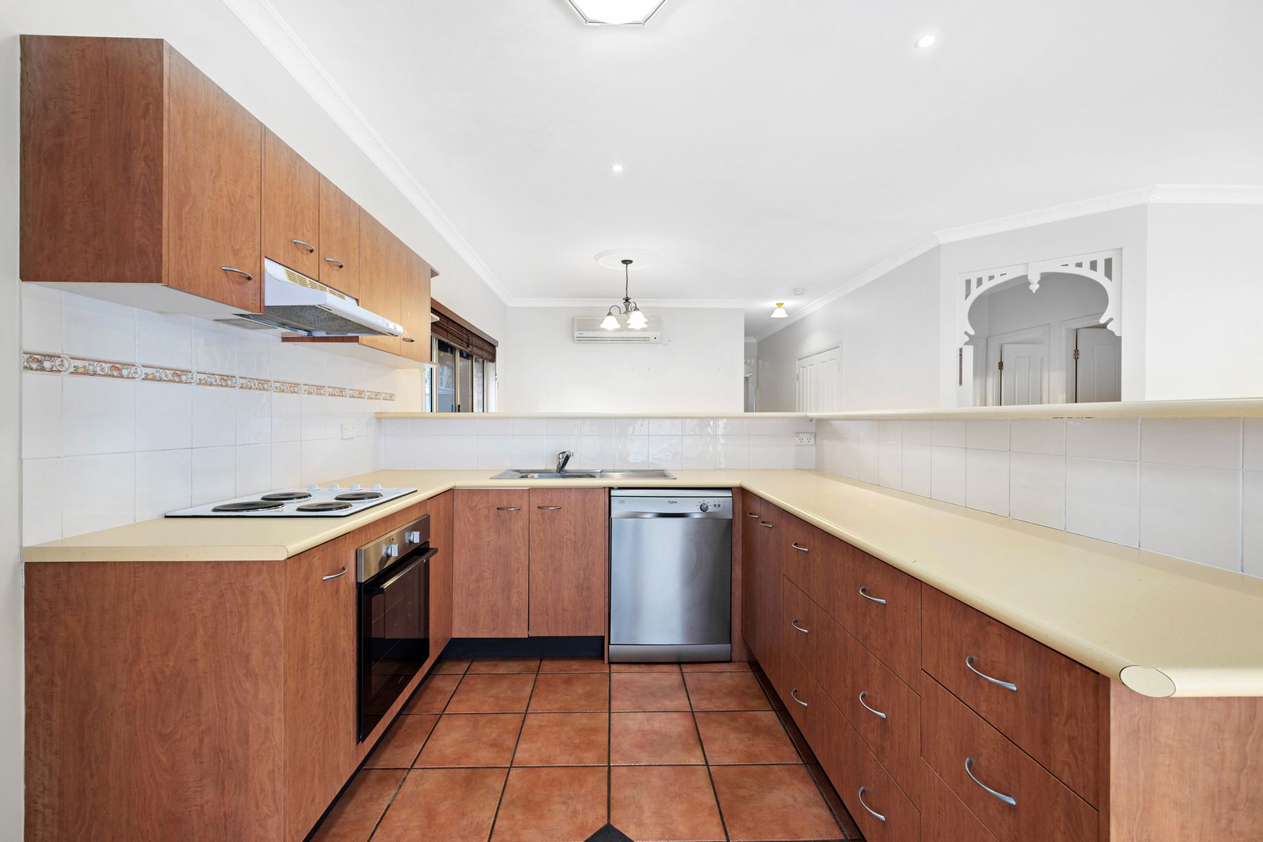 80 Oxford Parade, Forest Lake QLD 4078, Forest Lake - Thumbnail 4
