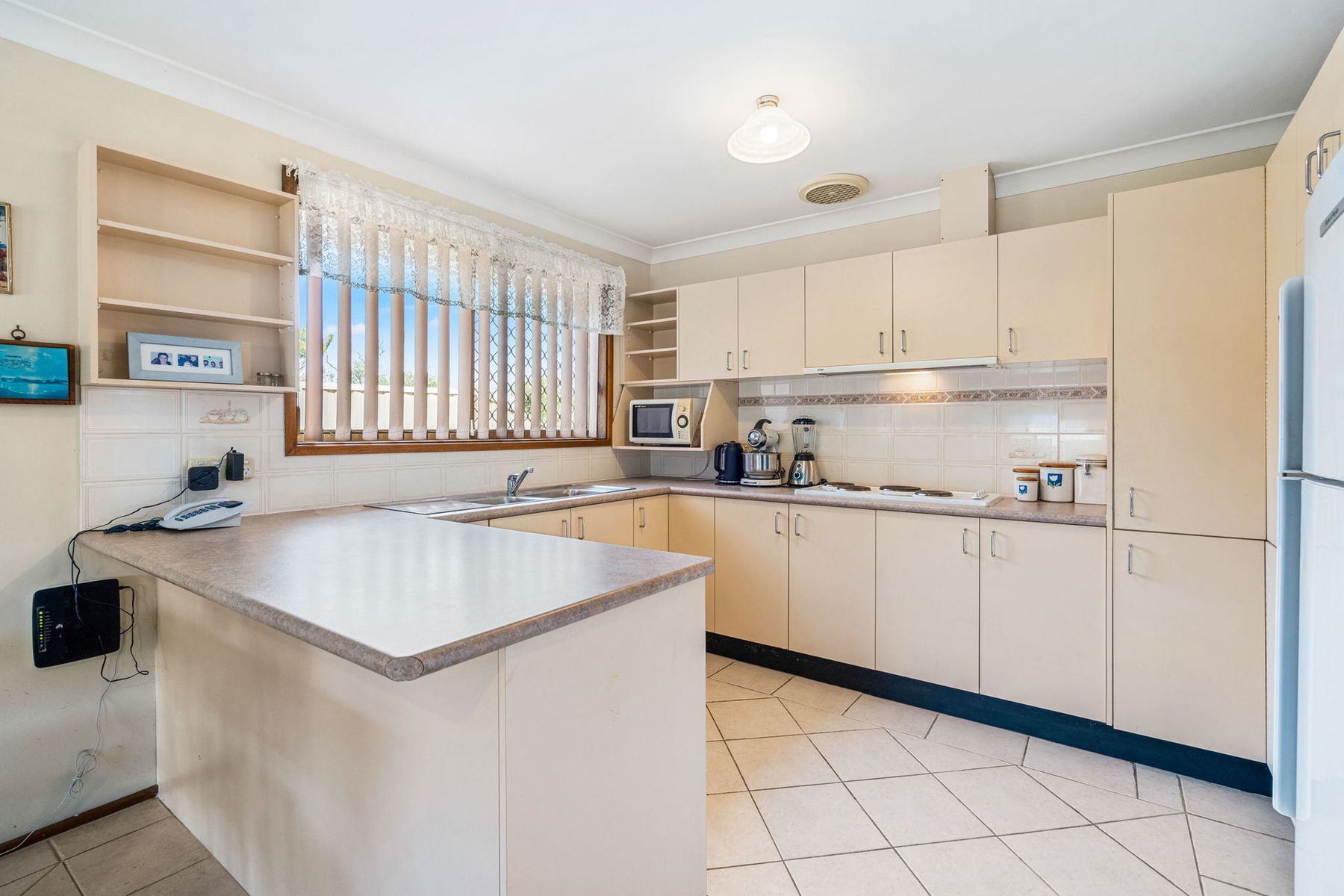 2/40 Derwent Drive, Lake Haven NSW 2263, Lake Haven - Thumbnail 2