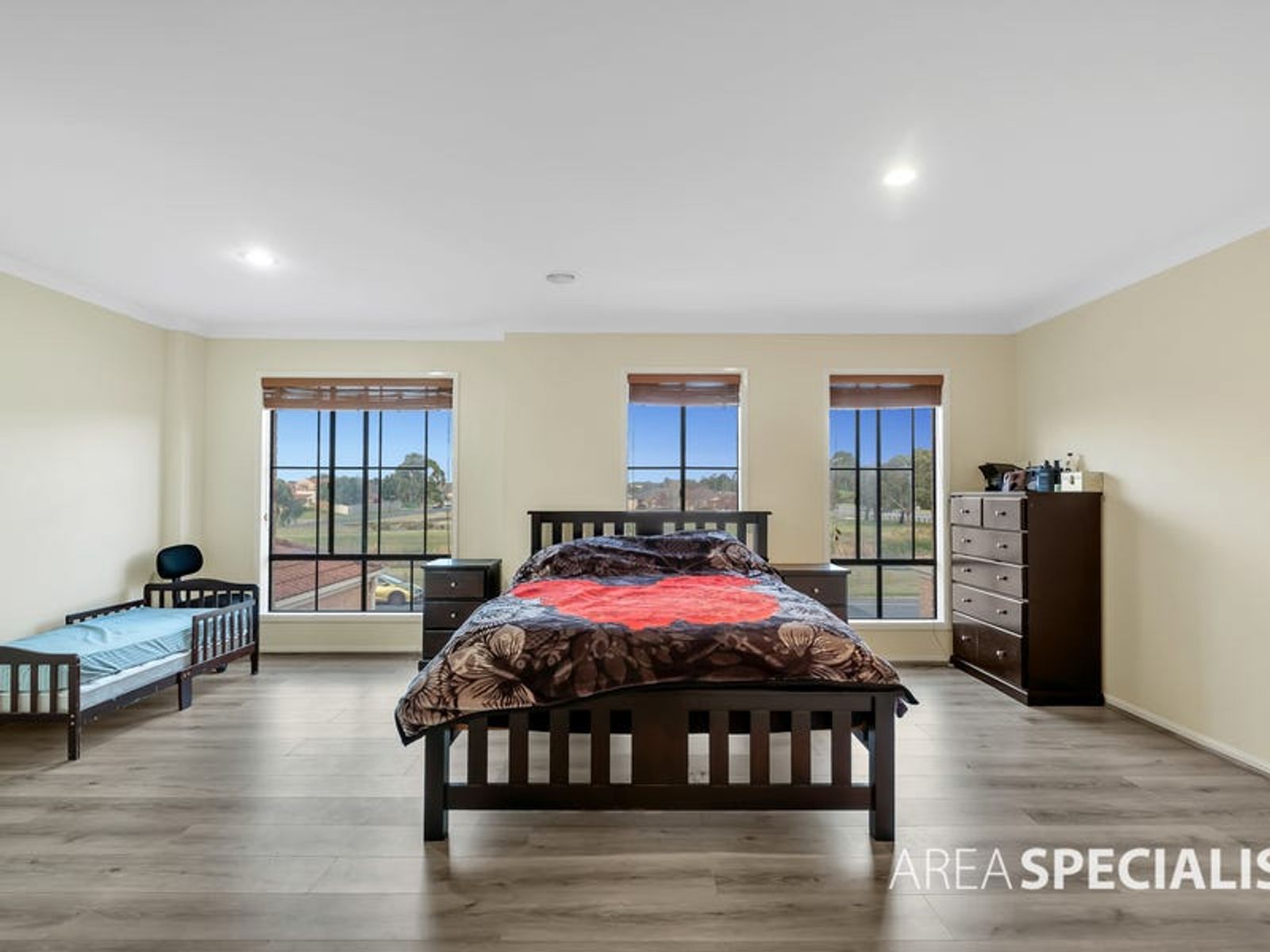 81 Sherwood Road, Narre Warren South, VIC 3805, Narre Warren South - Thumbnail 7