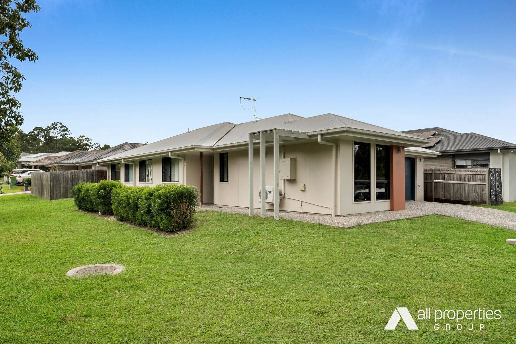 39 Windsor Avenue, Yarrabilba QLD 4207, Yarrabilba - Thumbnail 2