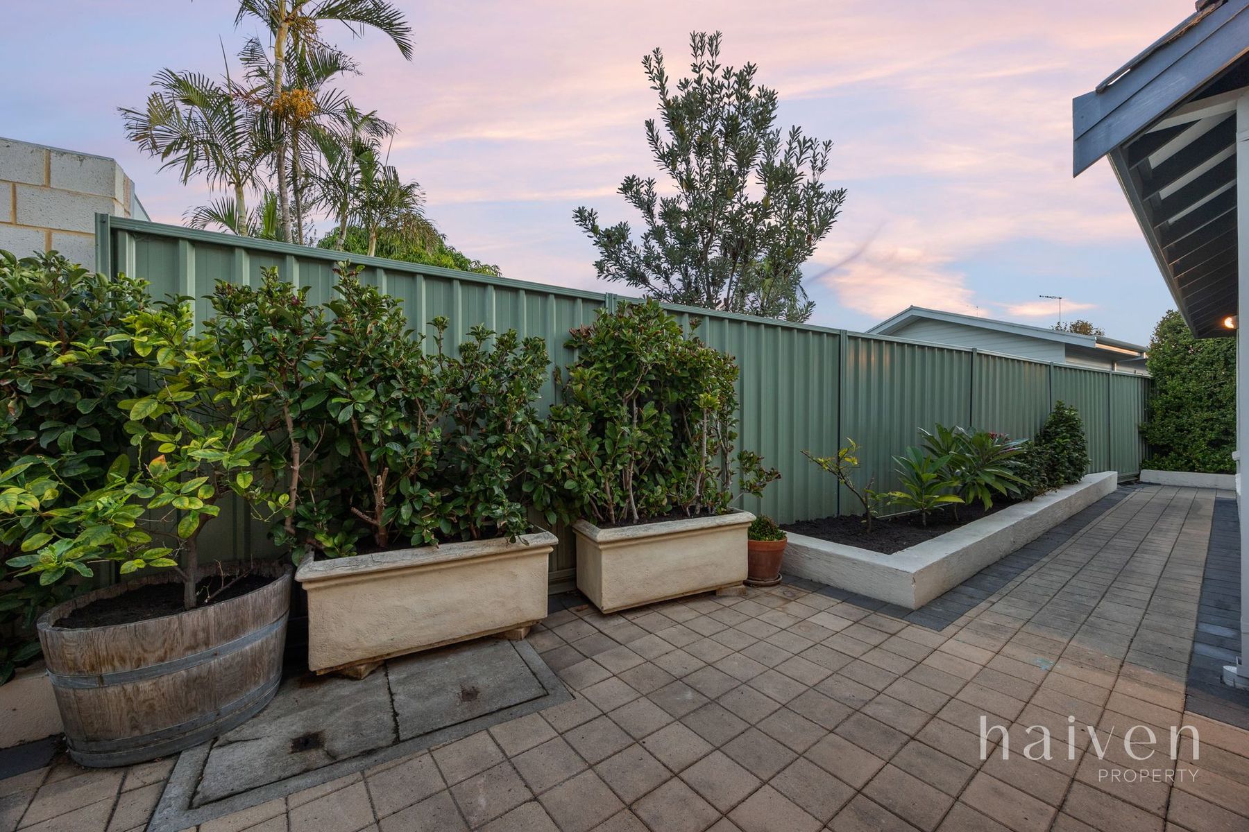 web 5B Coverley St, Alfred Cove 25