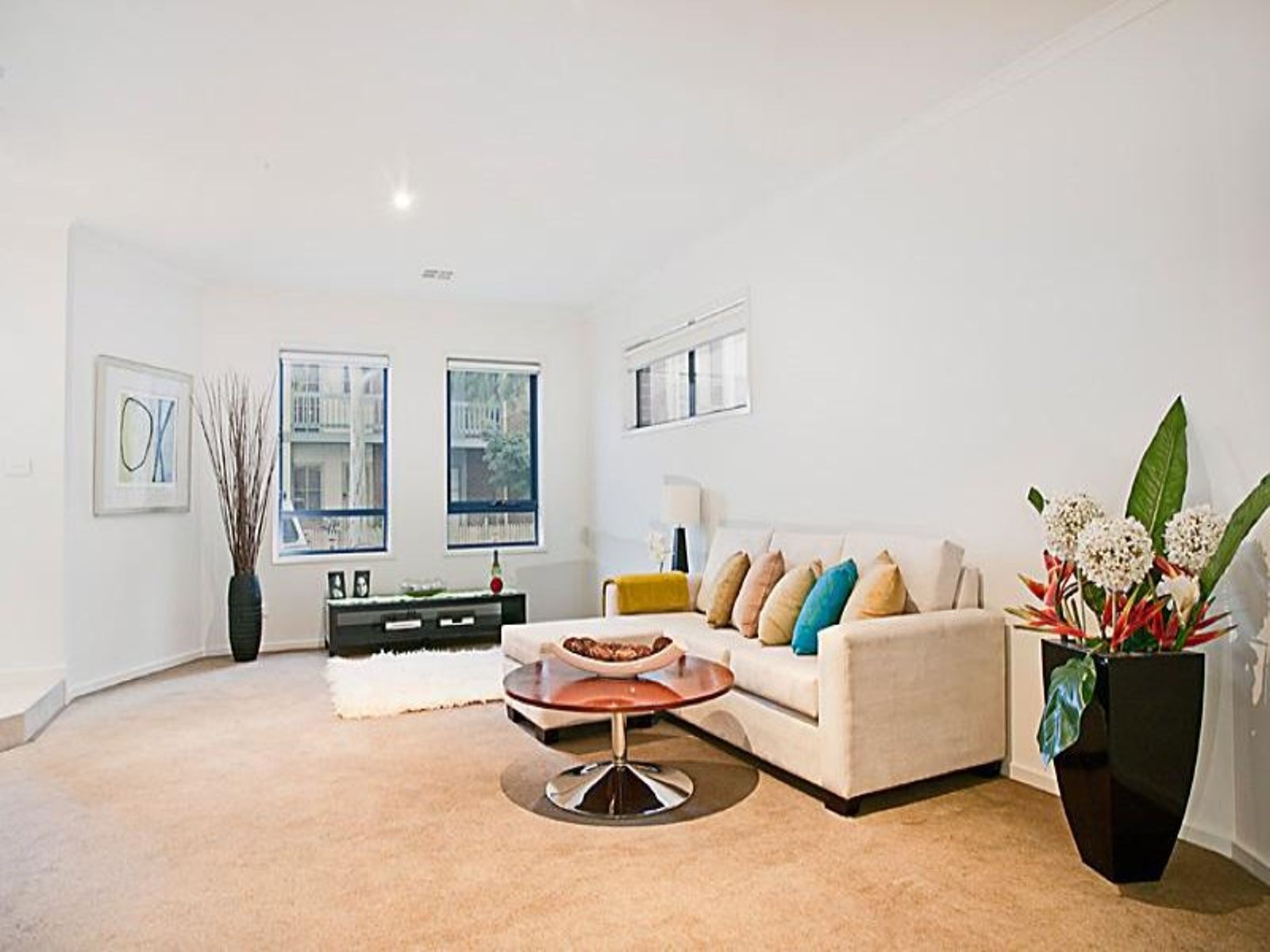 19 Neale Street, Kensington - Thumbnail 4