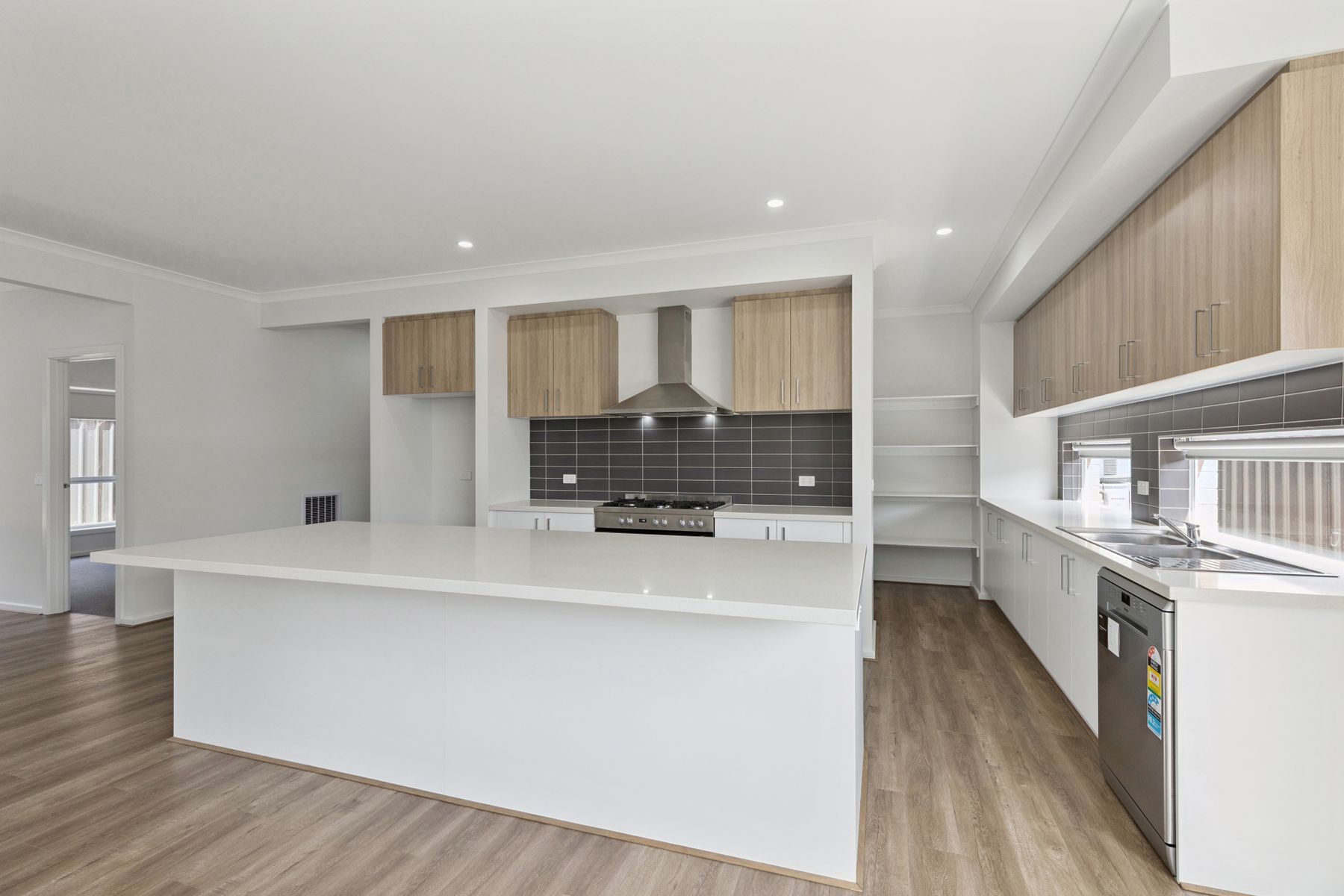 12 Crowley Street, Huntly, VIC 3551, Huntly Vic 3551 - Thumbnail 3