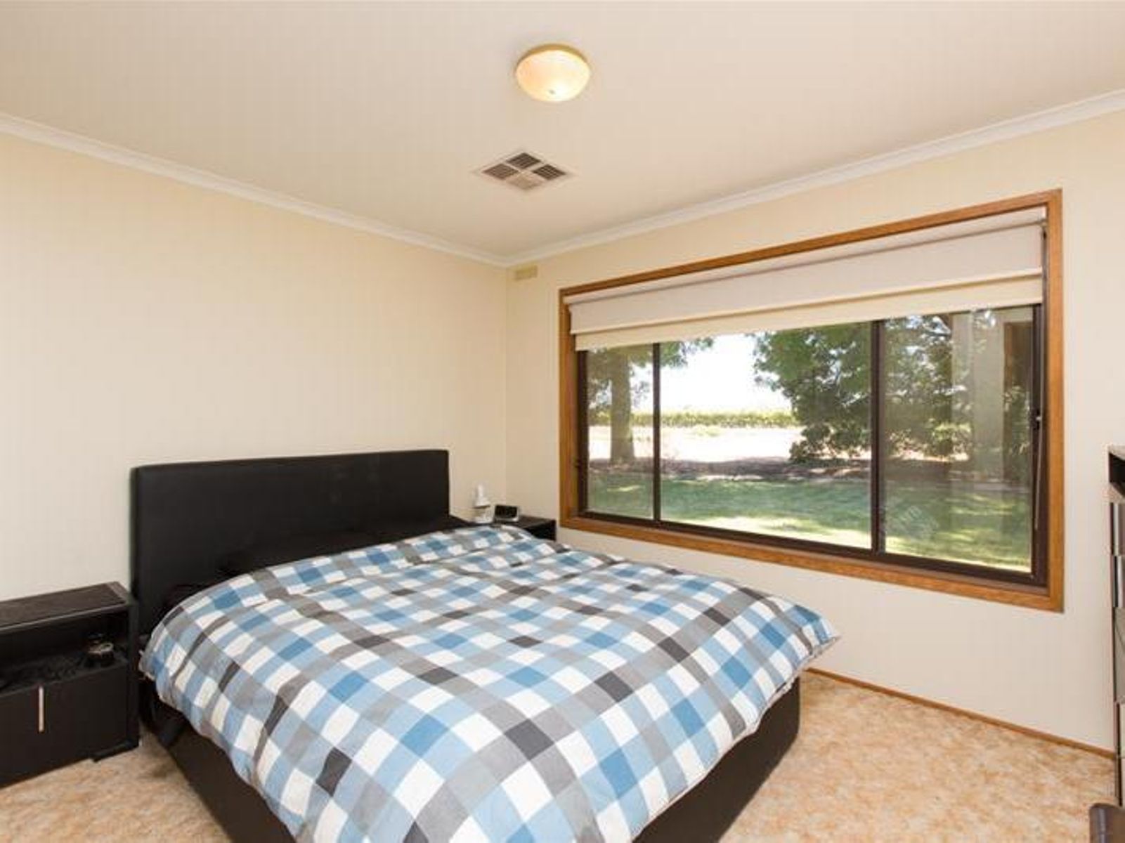 6 Dickies Road, Birdwoodton - Thumbnail 8