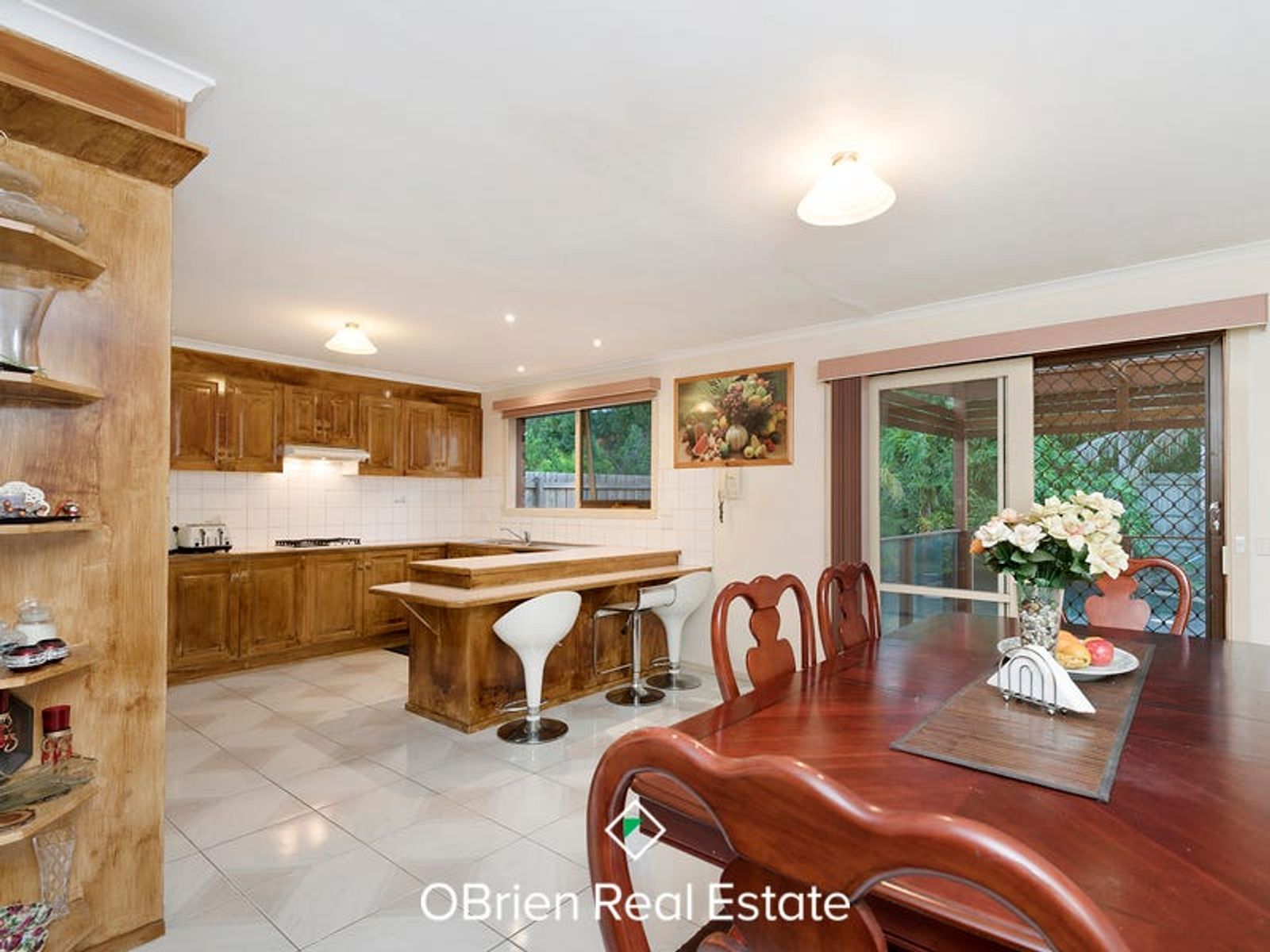 104 Thomas Mitchell Drive, Endeavour Hills, VIC 3802, Endeavour Hills - Thumbnail 2
