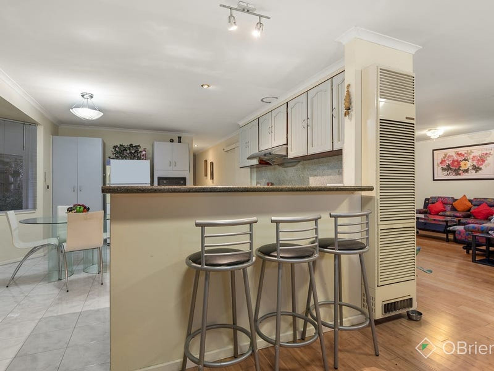 12 Arthur Phillip Drive, Endeavour Hills, VIC 3802, Endeavour Hills - Thumbnail 6