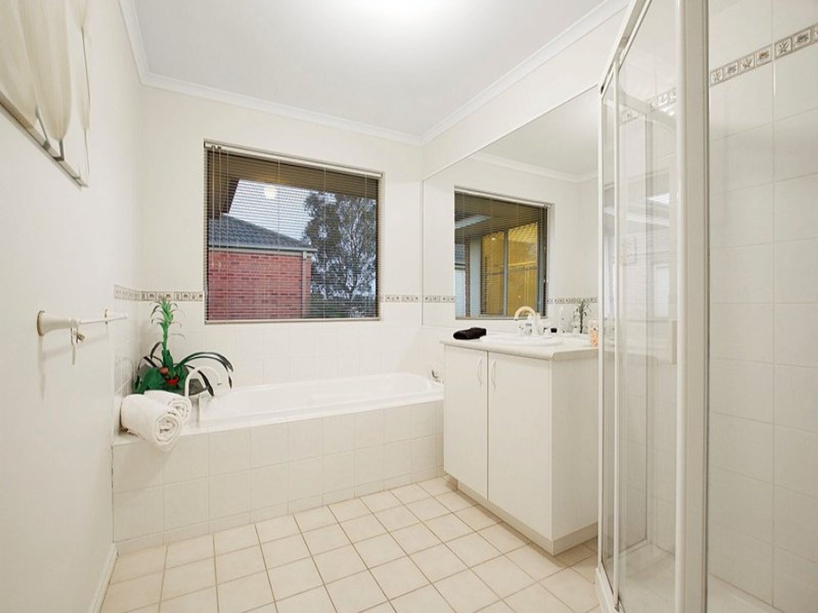 19 Marinique Drive, Aspendale Gardens, VIC 3195, Aspendale Gardens - Thumbnail 8