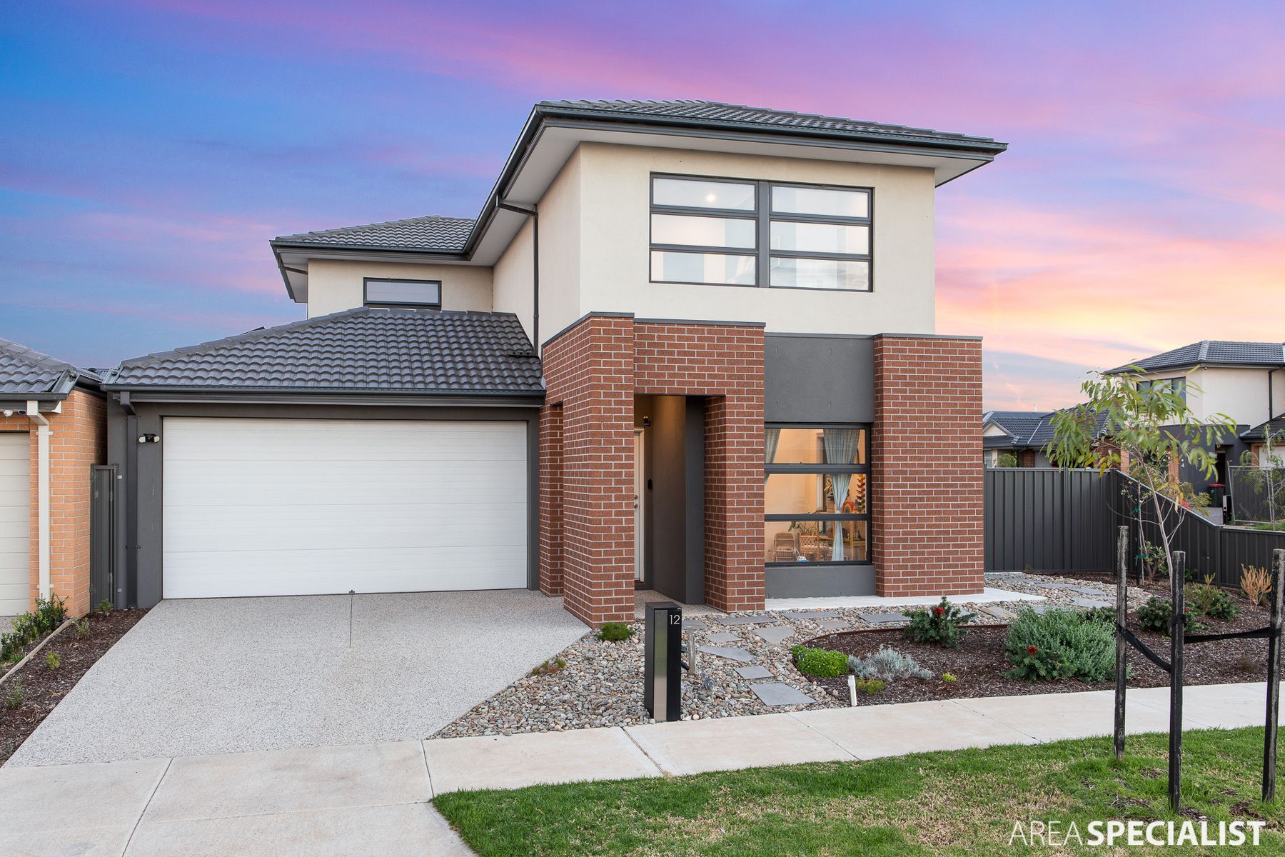 12 Colchester Drive, Werribee, VIC 3030, Werribee - Thumbnail 3