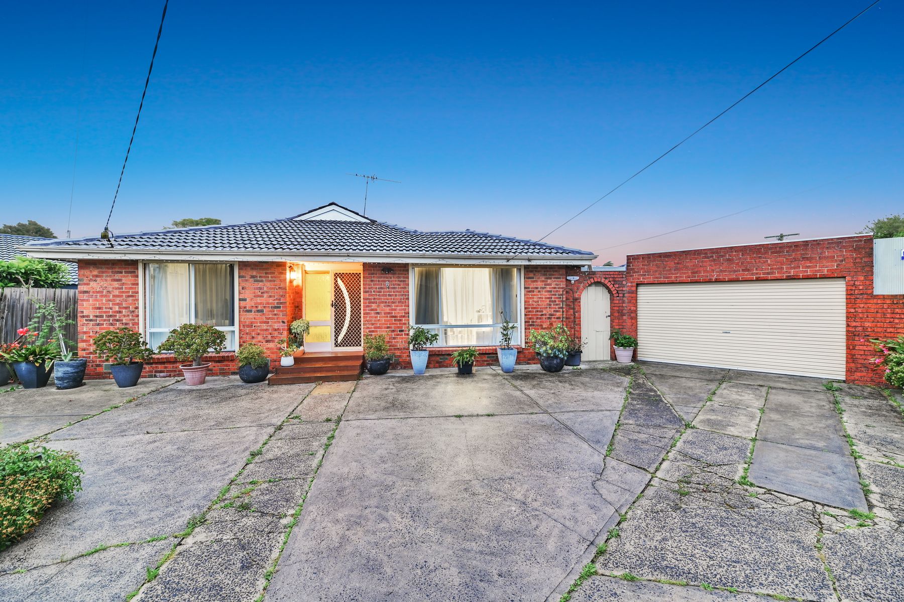 8 Mulgoa Court, Keysborough, VIC 3173, Keysborough - Thumbnail 2