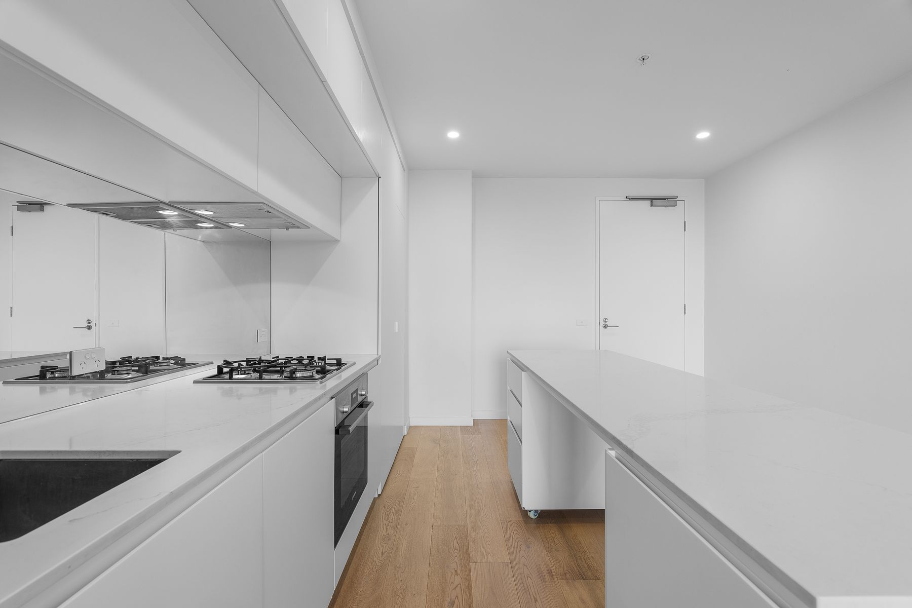 512/42C Nelson Street, Ringwood, VIC 3134, Ringwood - Thumbnail 4