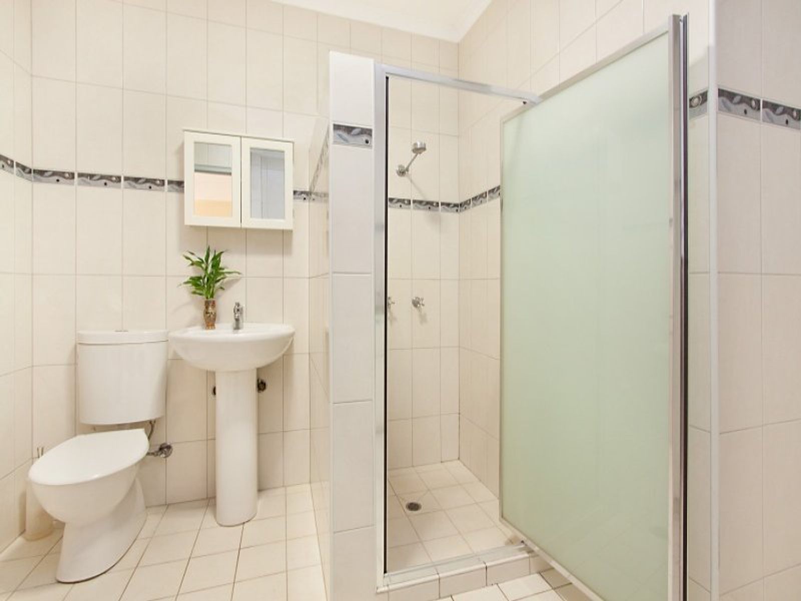 8/5 Cartwright Court, Coconut Grove NT 0810, Coconut Grove - Thumbnail 2