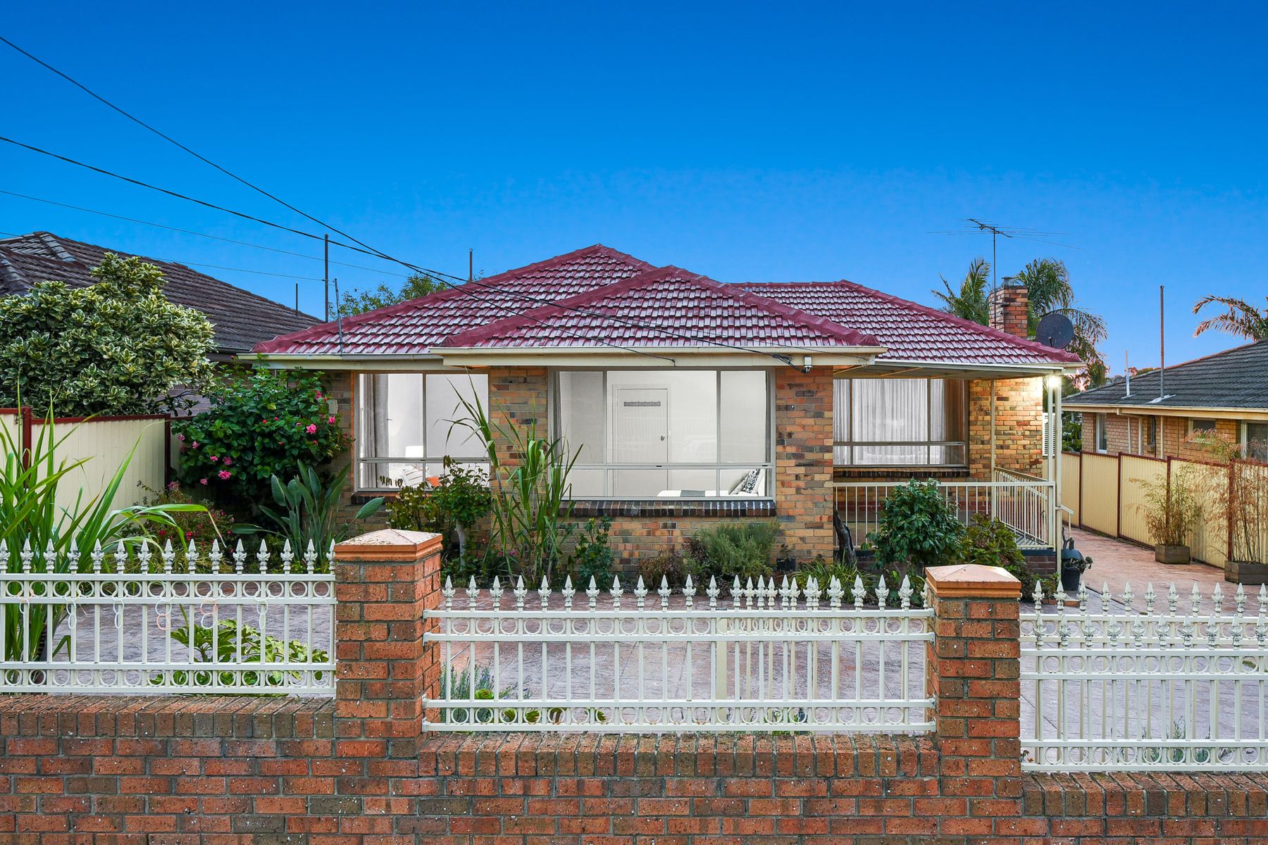 46 Gove Street Web 1