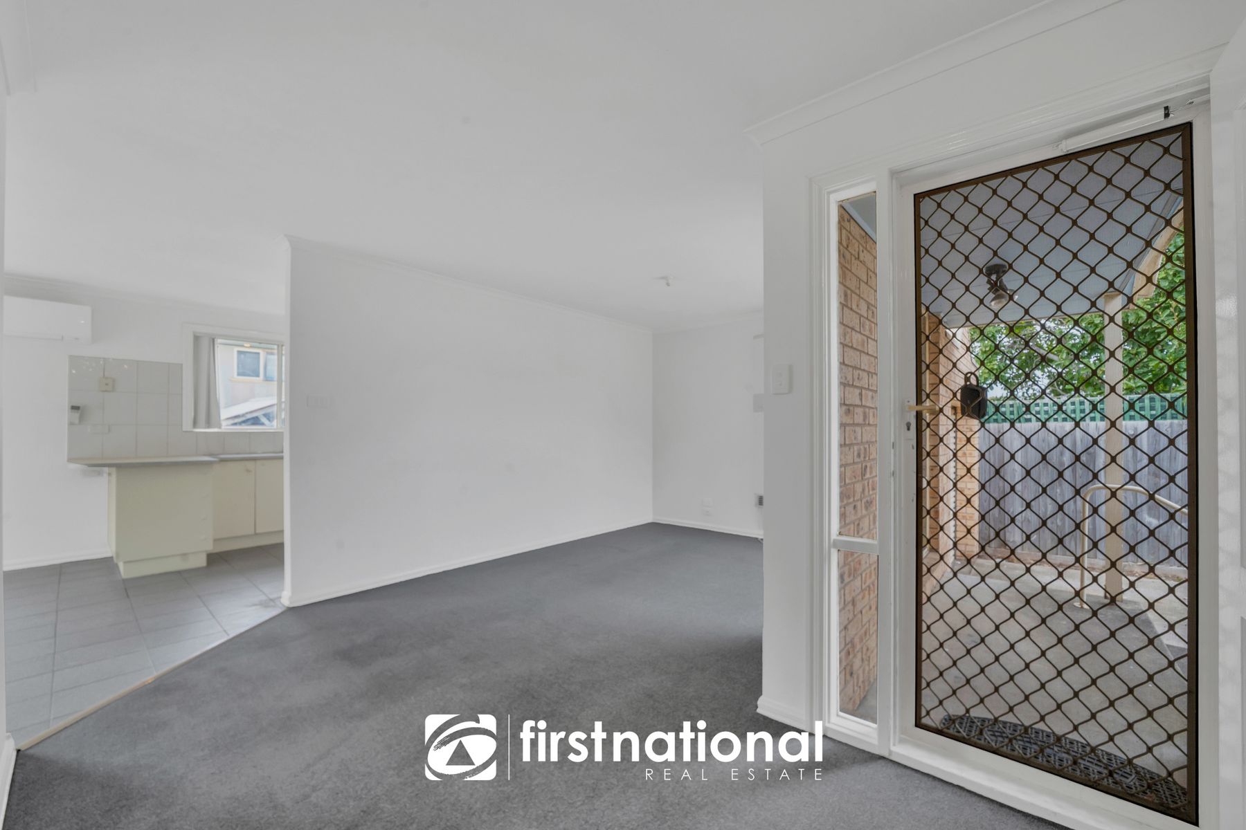 2/89 Gladstone Road, Dandenong VIC 3175, Dandenong - Thumbnail 2