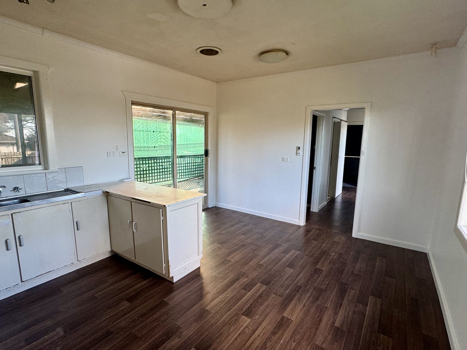 31 Williams Street, Morwell VIC 3840, Morwell - Thumbnail 3